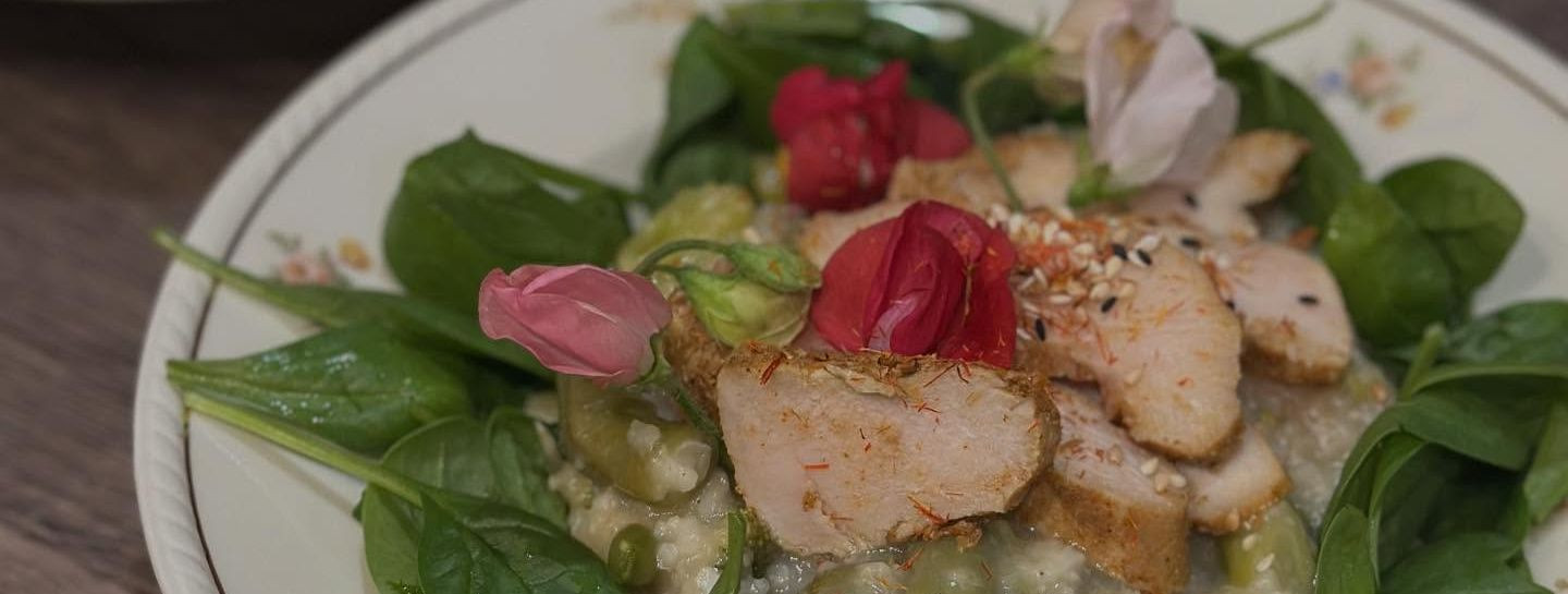 Kui mõelda cateringile, kerkib paljudel silme ette steriilne suupistelaud või anonüümne menüü. Kuid tegelikult muutub üha populaarsemaks personaalne, väike ja h