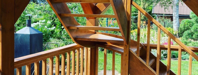 Puidust trepid - Looduslik ilu ja vastupidavus Sinu kodus
