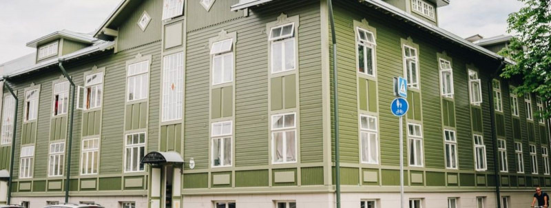 Puitmajade taastamine - Estlander Grupp