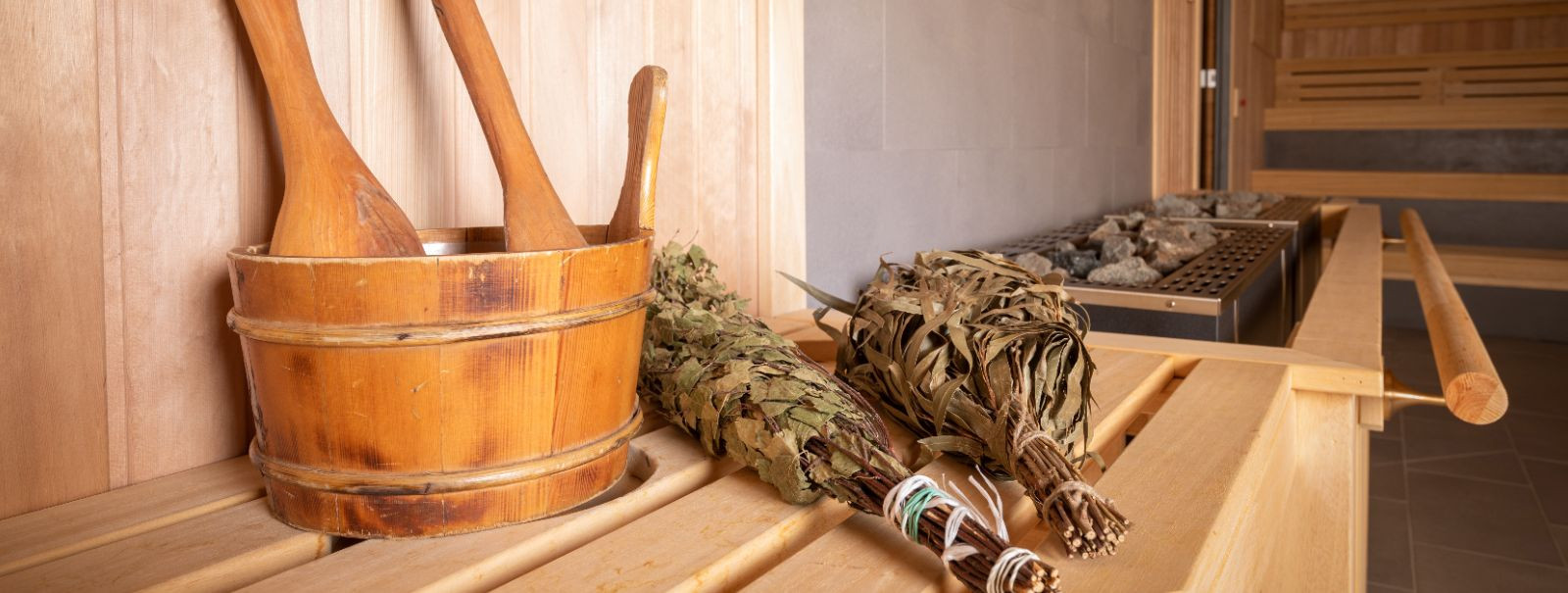 Saunaseansid on olnud paljudes kultuurides hinnatud traditsioon sajandeid, pakkudes ainulaadset lõõgastuse ja tervise eeliste segu. Kas otsite viisi, kuidas pär