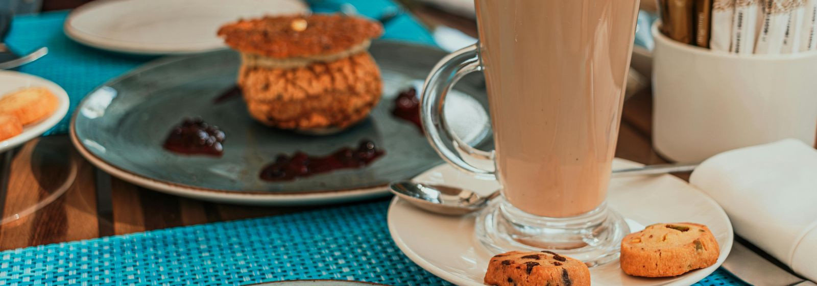 Delice kohvikud: kiire, värske ja mugav   Selver  pakub linnaklientidele kiiret ja kvaliteetset lahendust hommikust kuni õhtuni: värsked suupisted, mitmekesine 