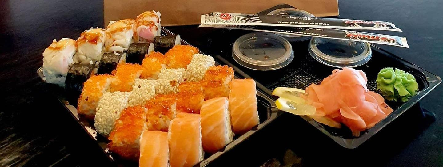 Kui otsid tõelist Jaapani maitseelamust, on Yakuza Sushi Bar Tartu õige koht! Meie eksklusiivsed sushi setid pakuvad mitmekülgseid maitseid, mis rahuldavad iseg