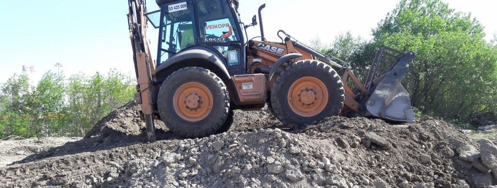 Veikopp OÜ pakub laia valikut täitematerjale, mille toimetame kohale ja paigaldame vastavalt teie vajadustele. Meie tooteportfell hõlmab erinevaid materjale, mi