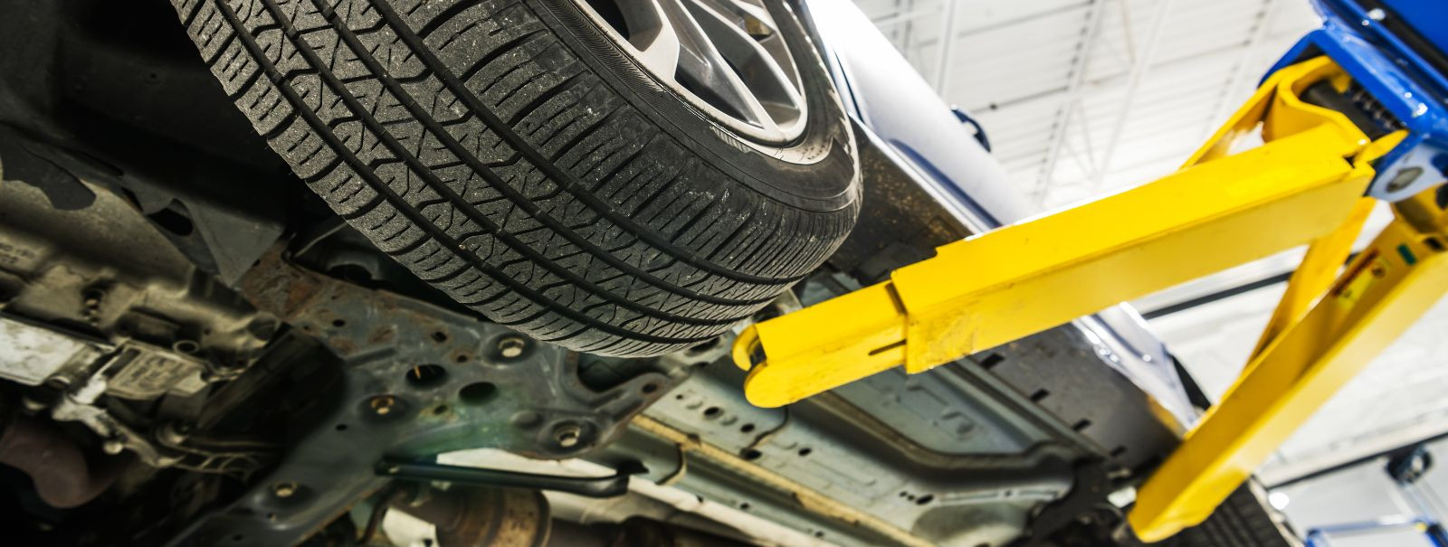 Embarking on DIY vehicle repair can be a rewarding experience, offering both cost savings and the satisfaction of a job well done. This guide is designed to emp