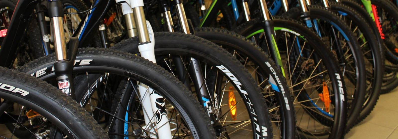 Valikus on laia valikuga uued rattamudelid , mis vastavad nii vabaaja- kui ka tõsisema rattasõidu ootustele. Iga mudel on hoolikalt valitud tuntud kaubamärkidel