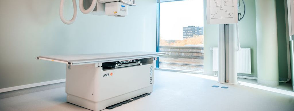 Traumahooldus viitab meditsiiniteenustele, mida osutatakse inimestele, kes on saanud füüsilisi vigastusi, sageli õnnetuste, kukkumiste või vägivalla tagajärjel.