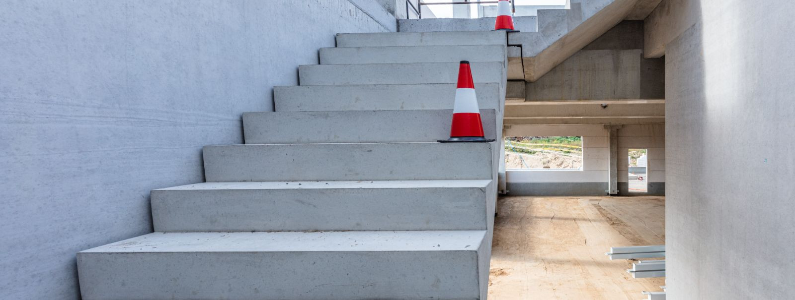 Betoonist treppide ehitamisel ei ole vastupidavus mitte ainult eelistus; see on vajadus. Trepp on igas struktuuris oluline ligipääsupunkt ja peab vastu pidama p
