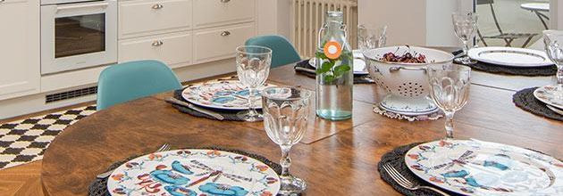 Täiuslik köök algab läbimõeldud lahendusest 
  Täislahendused köögile  ühendavad kohandatud tellimisköögid, professionaalse köögidisaini, täpse mõõdistuse ja us