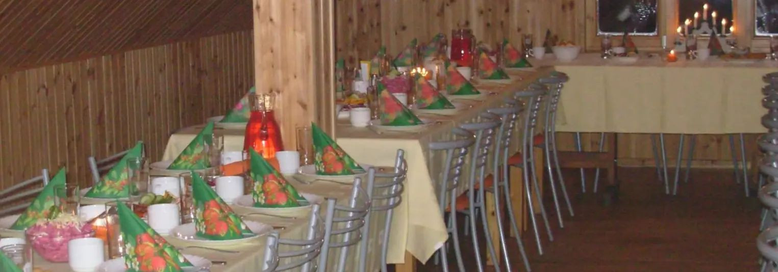 Nautige värsket terrassisööki ilma ootamata   Terrass ja kaasa  pakub mugavat võimalust tellida maitsvaid, kiireid eineid otse telefonitellimusega: valige, tell