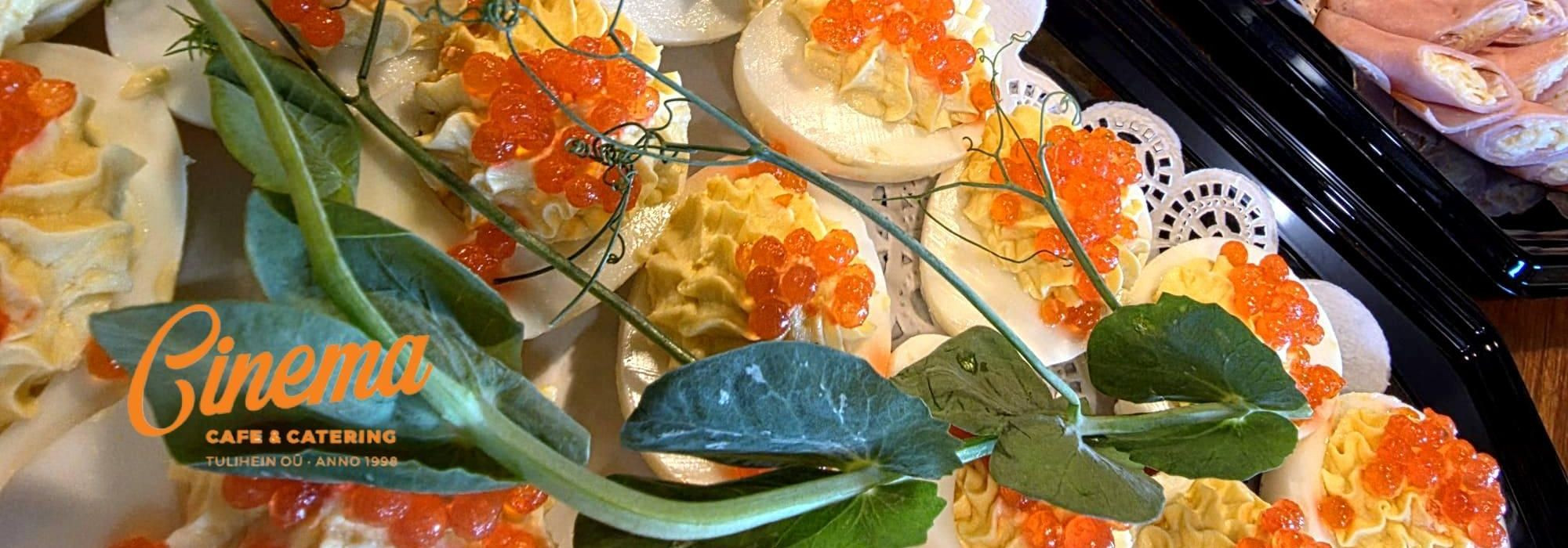 Meie oleme Järvakandis paiknev kogukondlik majutus- ja toitlustuspaik, mis püüab luua sõbraliku ja avatud keskkonna nii kohalikele kui külalistele. Tahame olla 