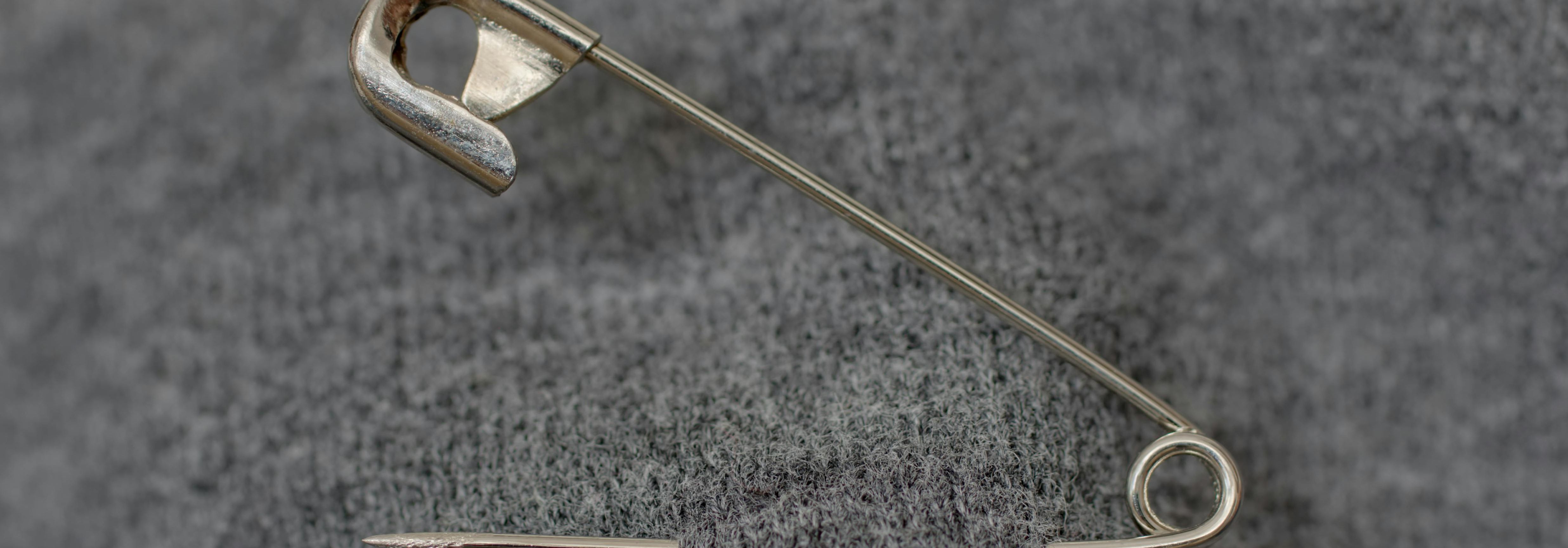 We are a sewing studio operating in Kalamaja, offering tailor and clothing repairs for individuals and businesses. Our approach is practical and reliable: it is