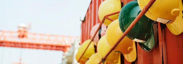 Oleme kutsekoolitusettevõte, mis keskendub praktiliste oskuste ja töökeskkonna ohutuse õpetamisele nii üksikisikutele kui ka ettevõtetele. Meie eesmärk on aidat