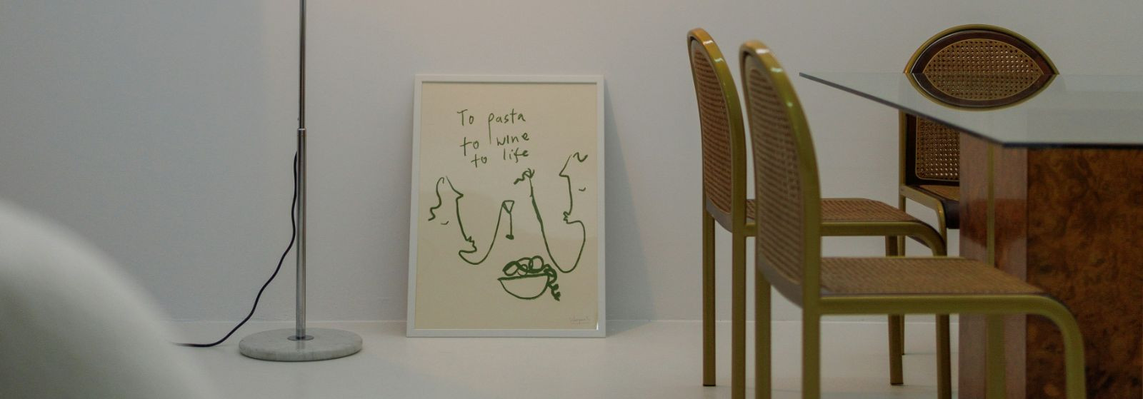 Loodud kestma: naturaalsest männipuidust ja kaskest mööbel, mis töötab teie äri jaoks 
  Täispuitvoodid ,  riidekapid  ja praktilised hoiulahendused, mida valmi