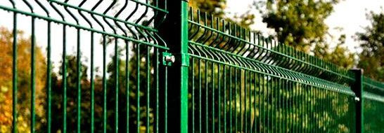 Eeltöötlusega metallpaneelaiad  ühendavad tugeva turvalisuse ja kõrget esteetikat, pakkudes pikaajalist lahendust nii elamu- kui ärikinnistutele. Metallaiad on 