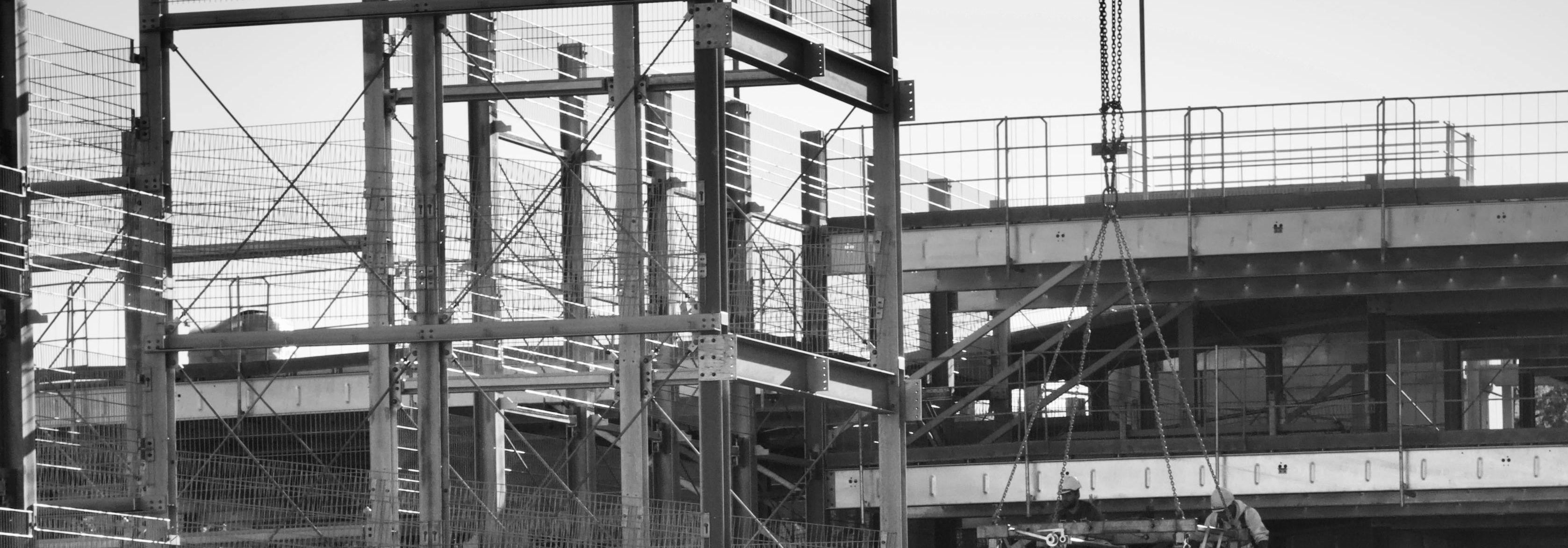 We assist in the planning and construction process of buildings in a comprehensive way, combining appropriate spatial design, understanding of structures and ca