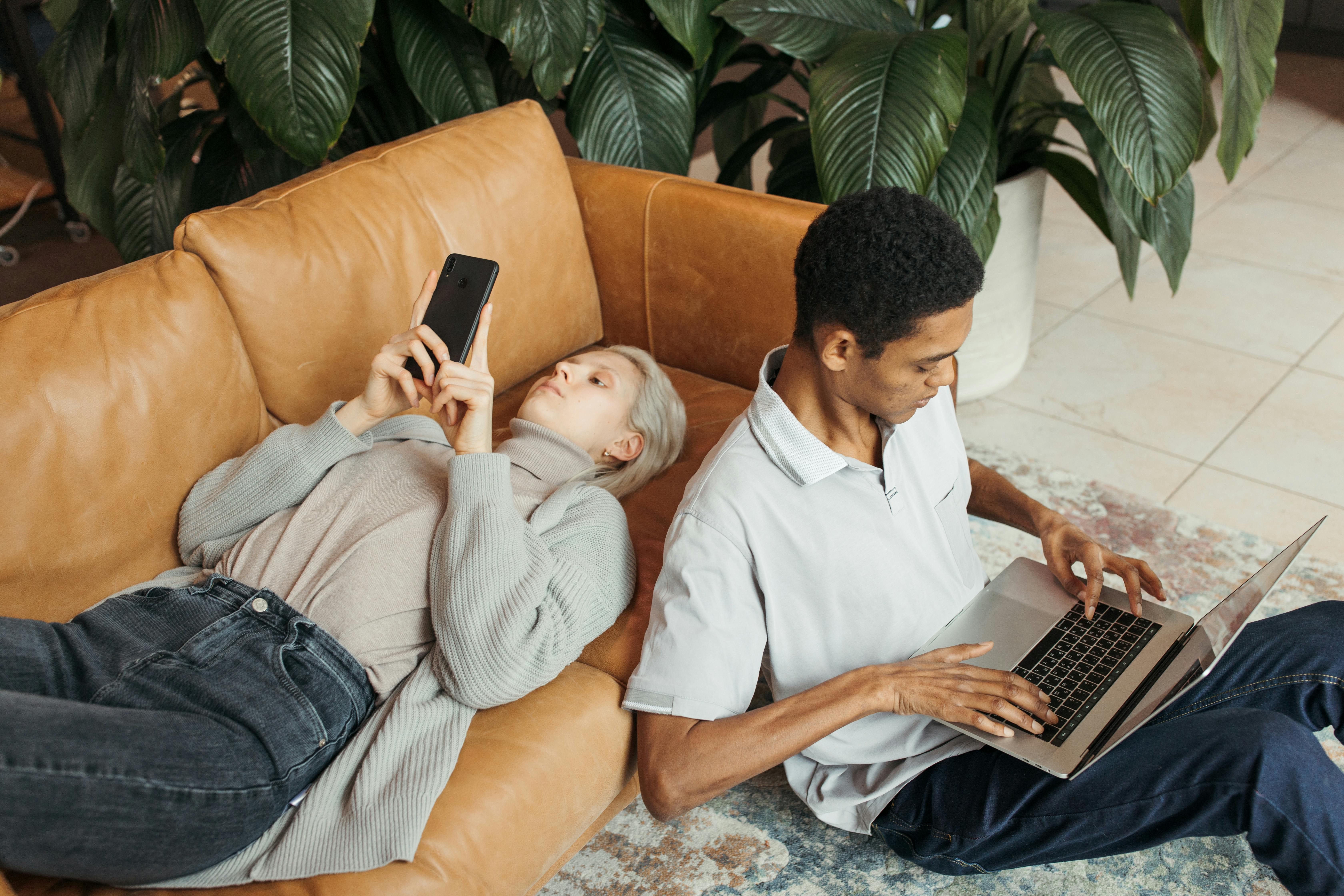 Where the focus meets with connectivity and comfort    Distance work spaces  connect fast internet, peaceful workplaces and professional meeting opportunities w