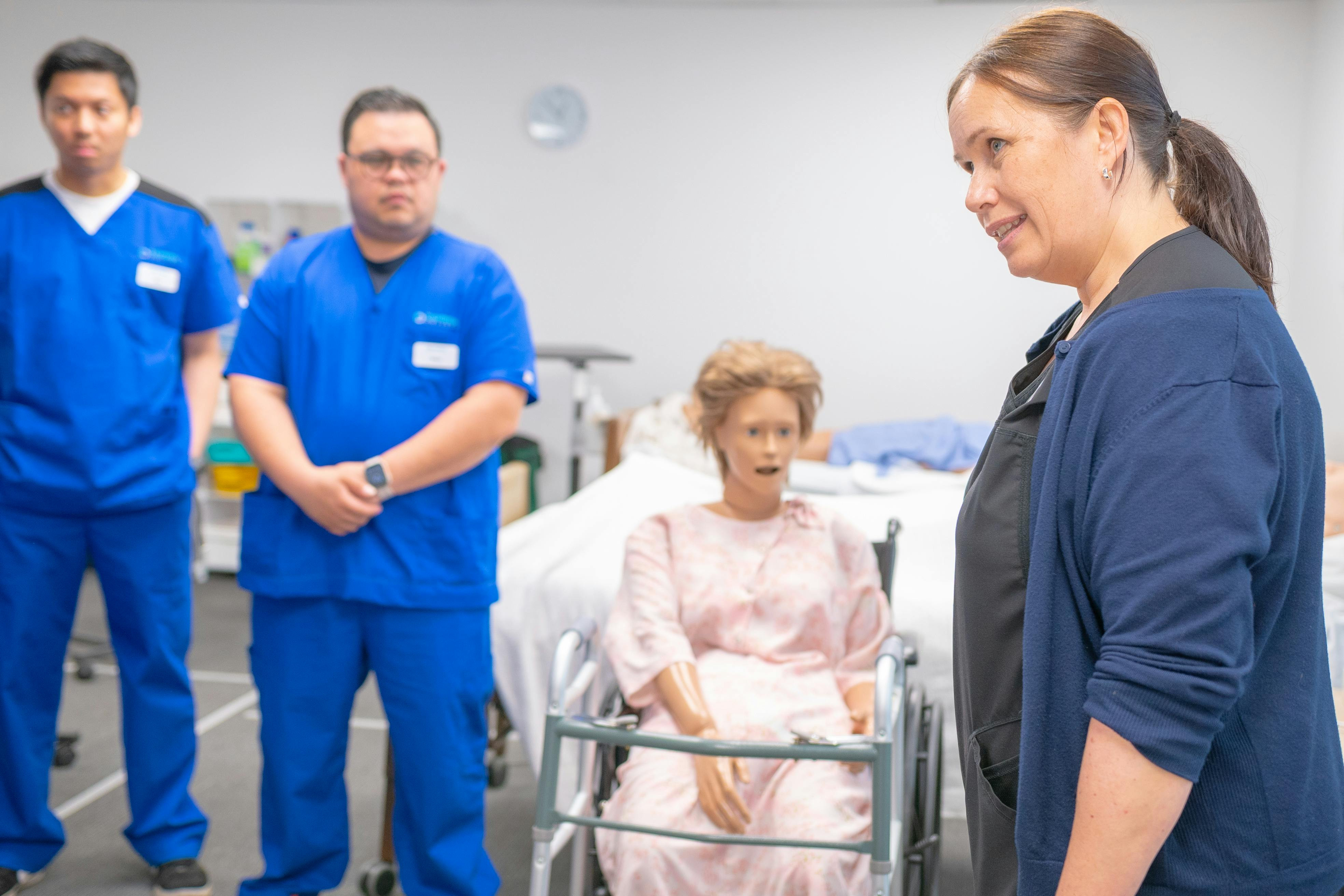 Health training  is designed for health-related target groups who want to deepen their knowledge, keep themselves informed about developments in the field and a