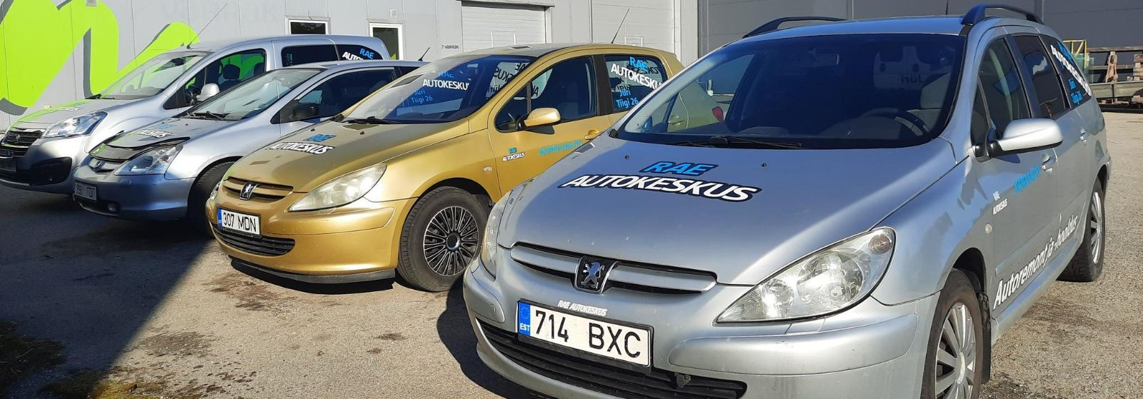 Täielik rehvi- ja veljeteenus mugavaks ning turvaliseks sõiduks 
  Rehvimüük ,  rehvi paigaldus ,  velgede tasakaalustamine  ja  sillareguleerimine  ühes kohas 