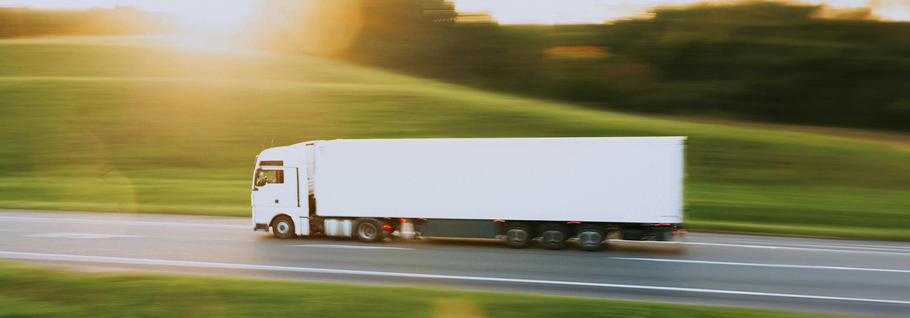 Logistika tööstus on läbimas muutuste faasi, mida juhivad tehnoloogilised edusammud, muutuvad tarbijate ootused ja kasvav rõhk jätkusuutlikkusele. Kuna ettevõtt