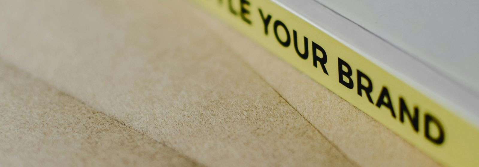 Tugev bränd algab selgest identiteedist   Bränding  ei ole ainult logo — see on lubadus, hääletoon ja visuaalne keel, mis loob usaldust ja muudab sihtrühma loja