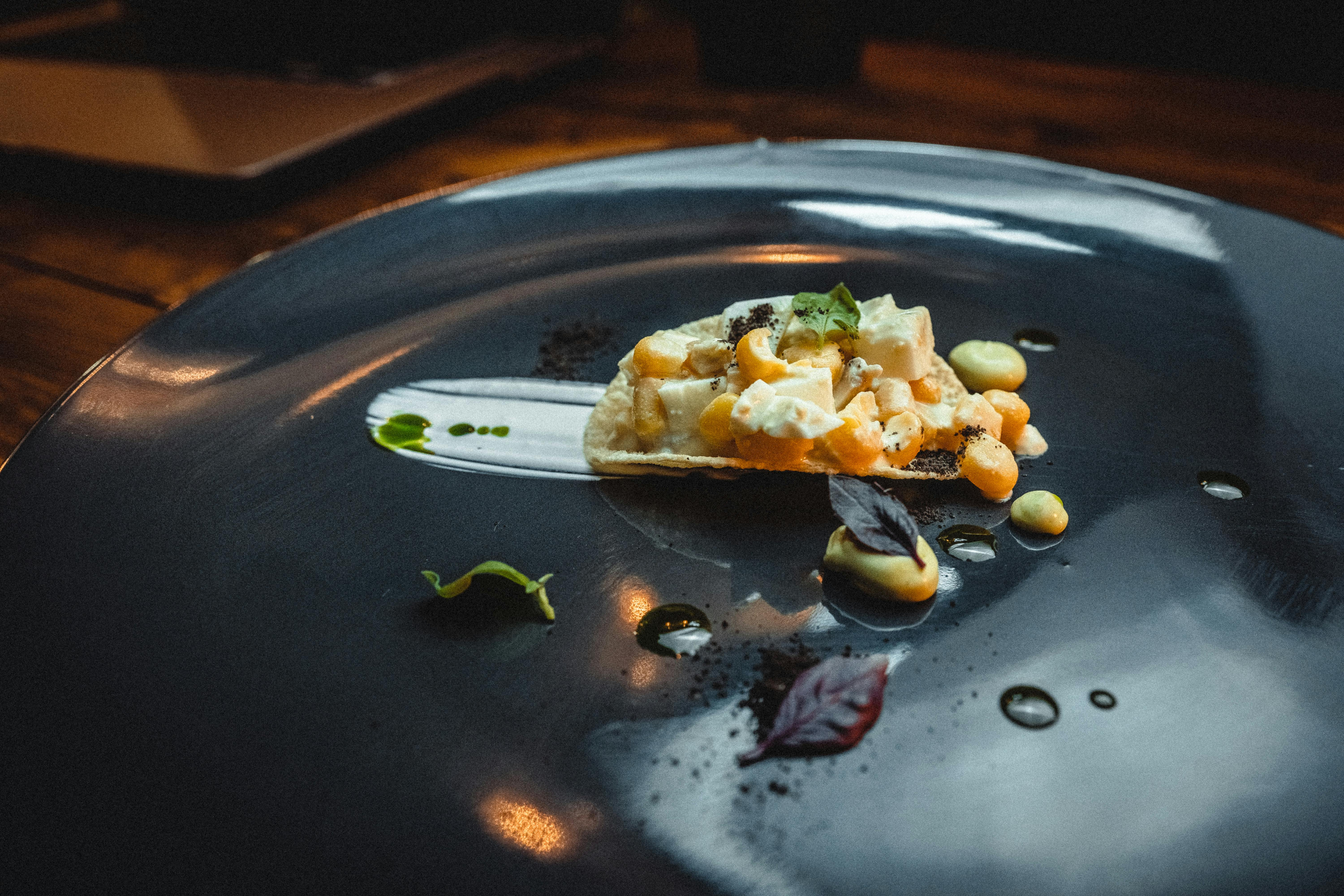 Menüüarendus  ühendab kuluefektiivsed retseptid, strateegilise  hinnakujunduse  ja külalise ootusi ületava esitluse, et suurendada müüki ja tugevdada brändi. Te