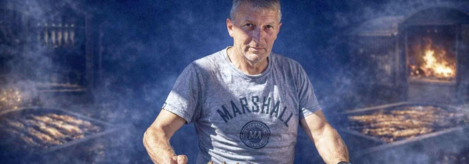 We believe that Peipsi smoked fish bears the taste and craft history of the region - our task is to bring this authentic experience to the people. We work to en