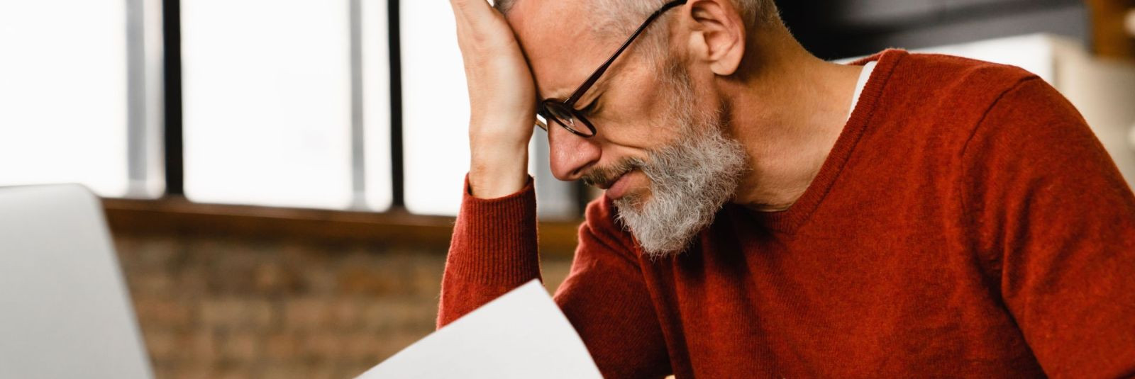 Artikkel annab ülevaate sellest, kuidas vältida petuskeemide ohvriks langemist veebis tehtud ostude puhul. Eriti oluline on see aasta lõpu poole, kuna pühad on 