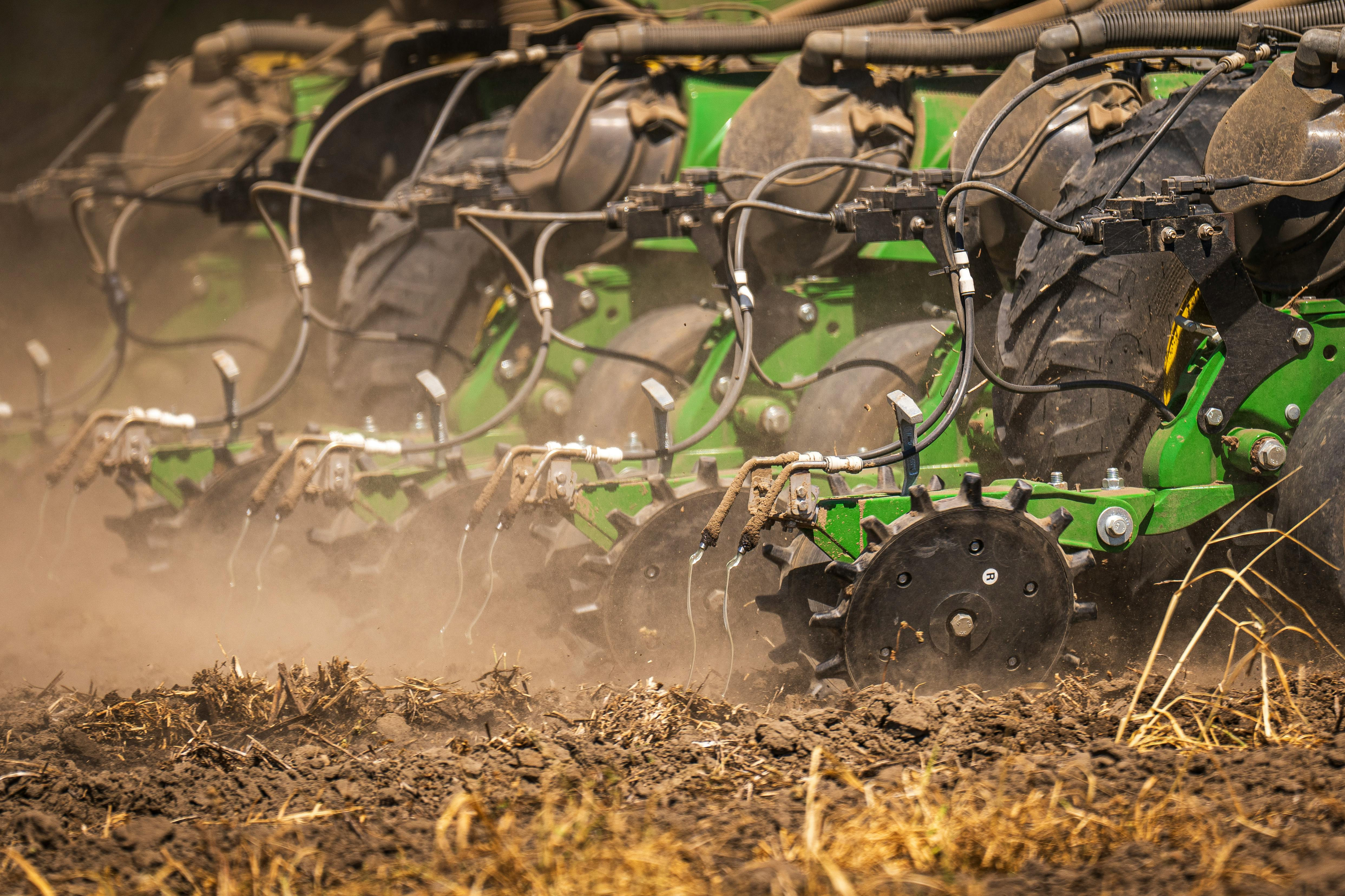 Agri Haus agricultural support  is created for farms and landowners who want to keep their production under strict control and make daily work easier, more effi