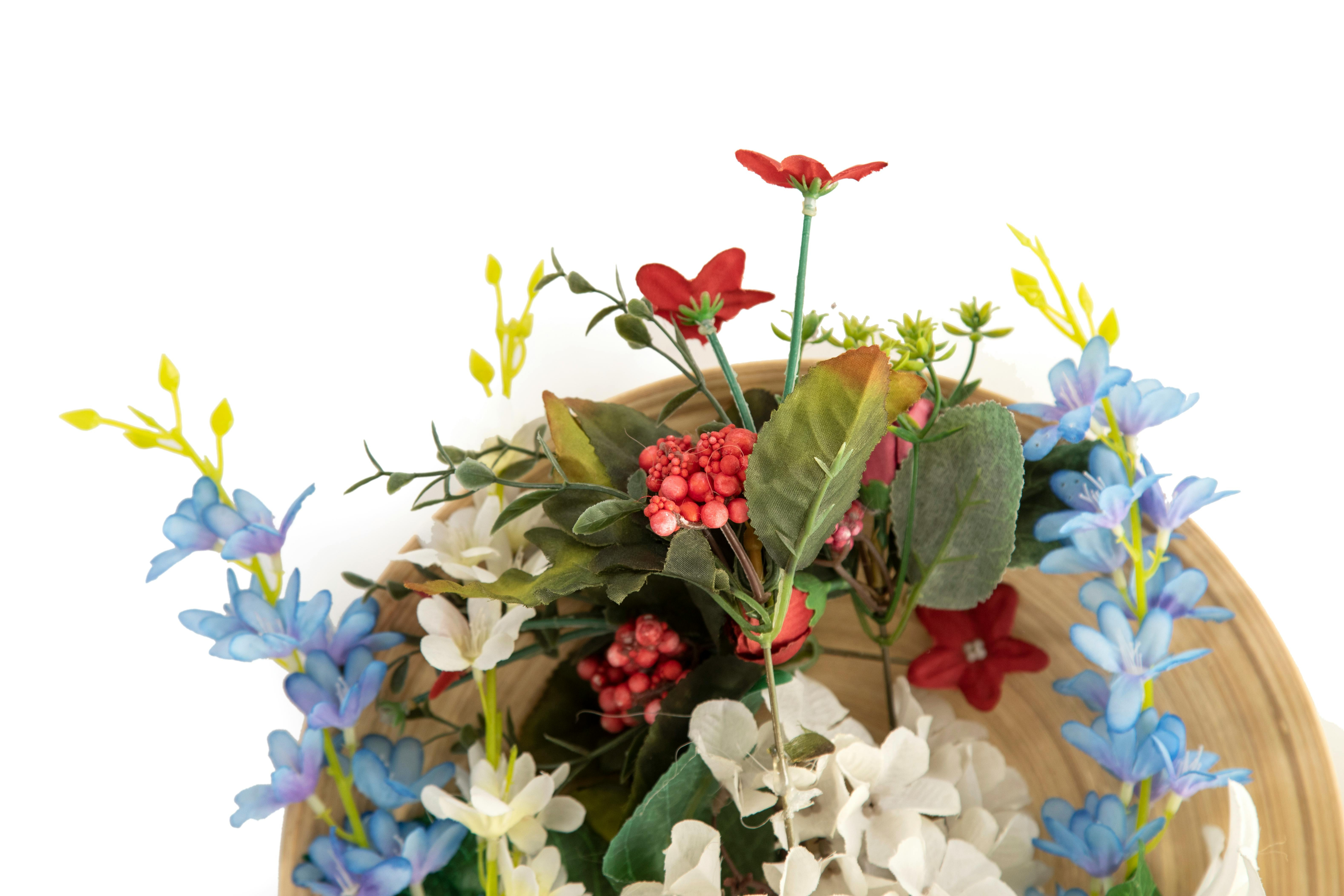 Artificial flowers today are much more than just an alternative to fresh flowers. They are a stylish, practical and durable solution that helps to create a beau