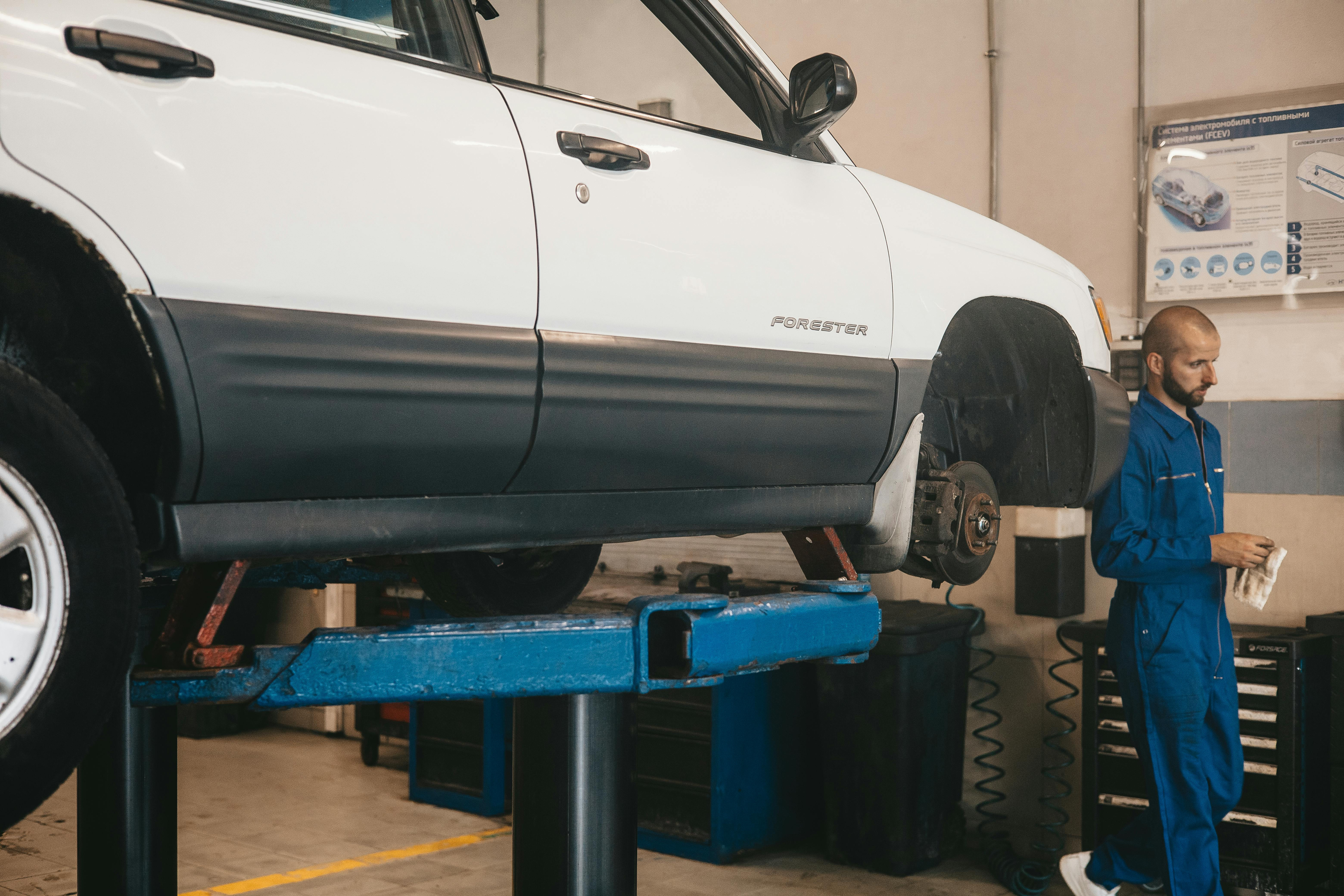 Autoteenindus Pärnus  pakub usaldusväärset ja praktilist lahendust auto hoolduseks, remondiks ja tehnilisteks kontrollideks. Kui soovid, et sõiduauto või kaubik