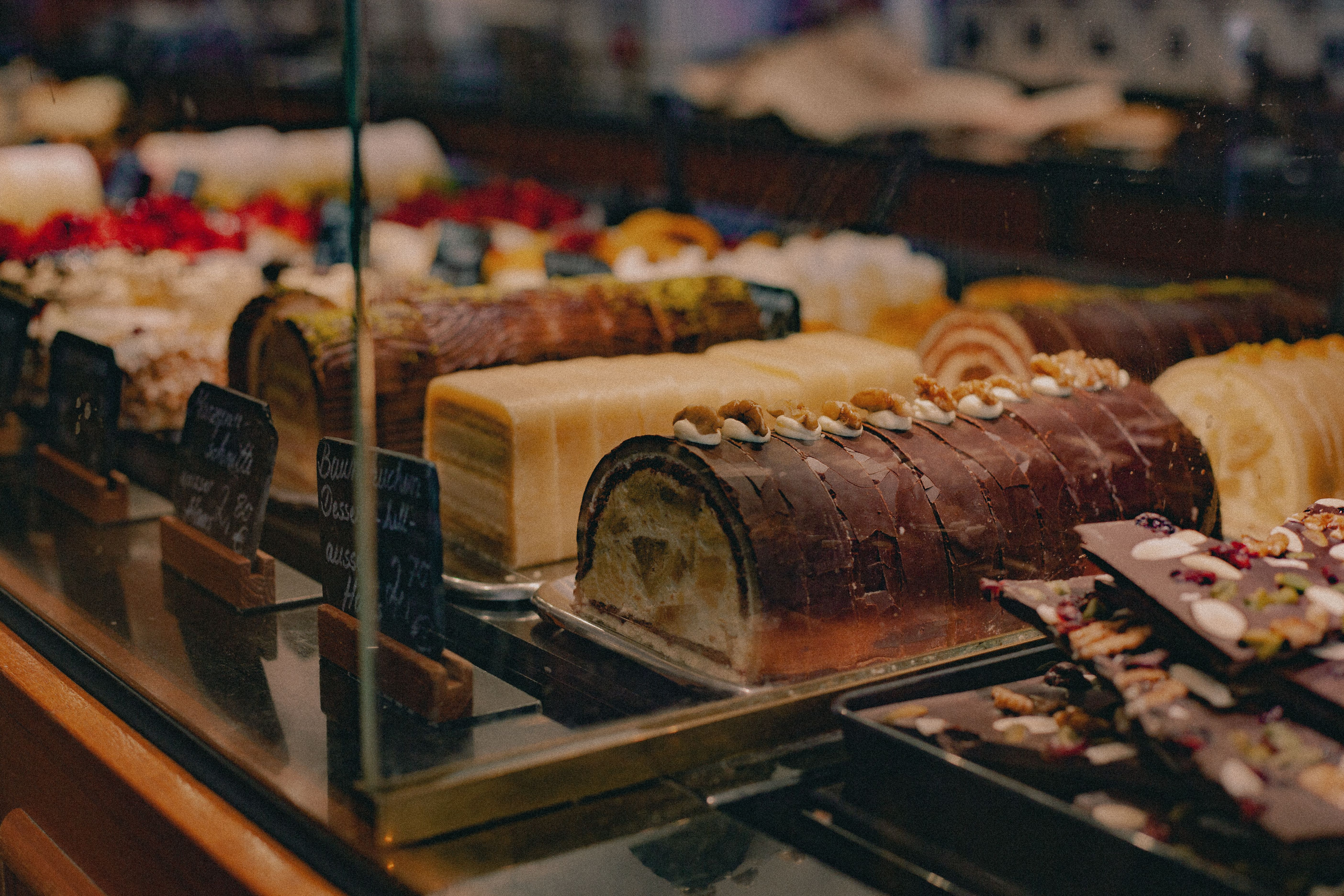 Bakery house  is the place where taste experiences can be found for both daily and special celebrations. A versatile selection of  cookies ,  cookies ,  dessert