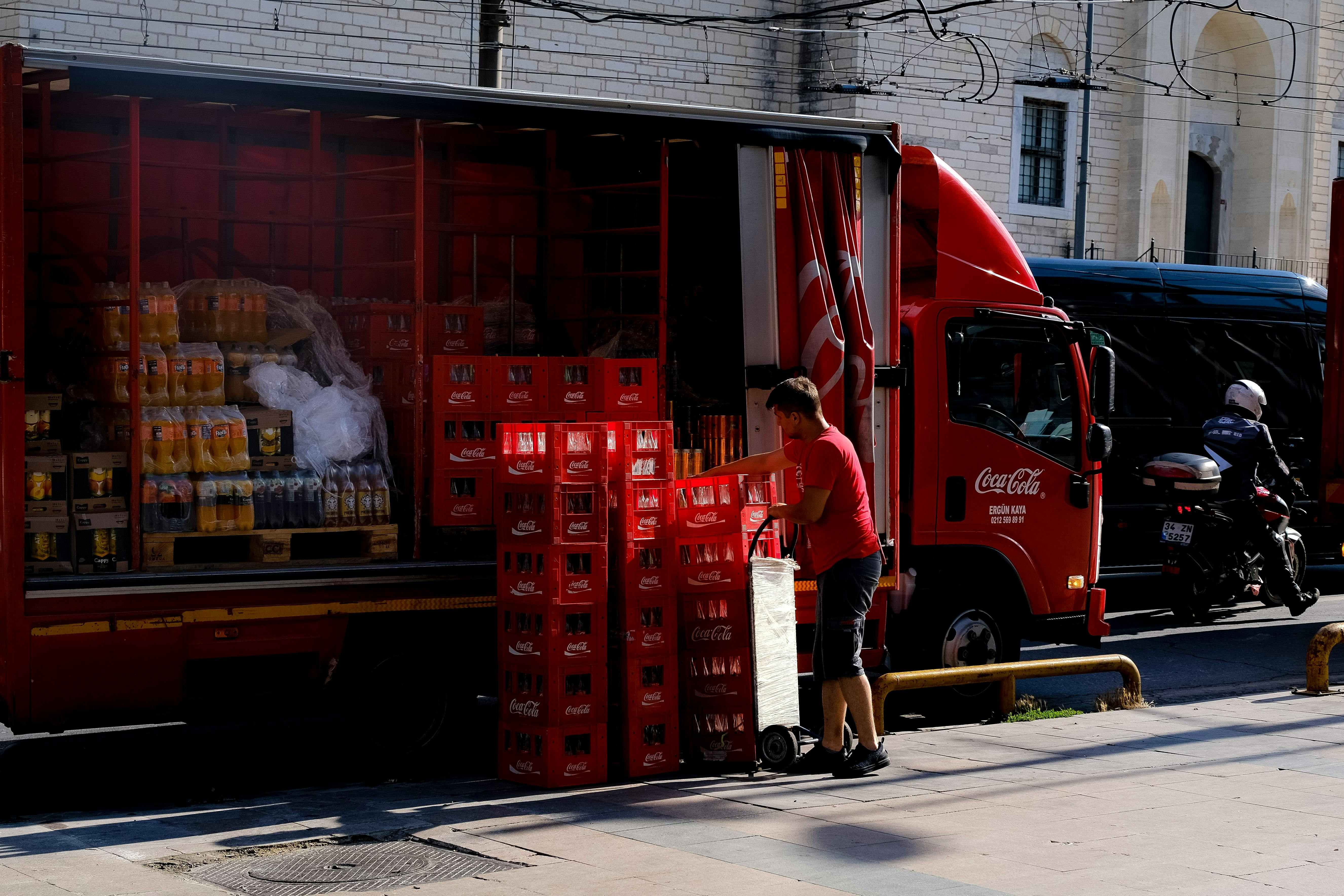 Stable  drink equipment   is an essential part of the functioning of each successful company. If the aim is to keep the shelves filled, the range of fresh and s