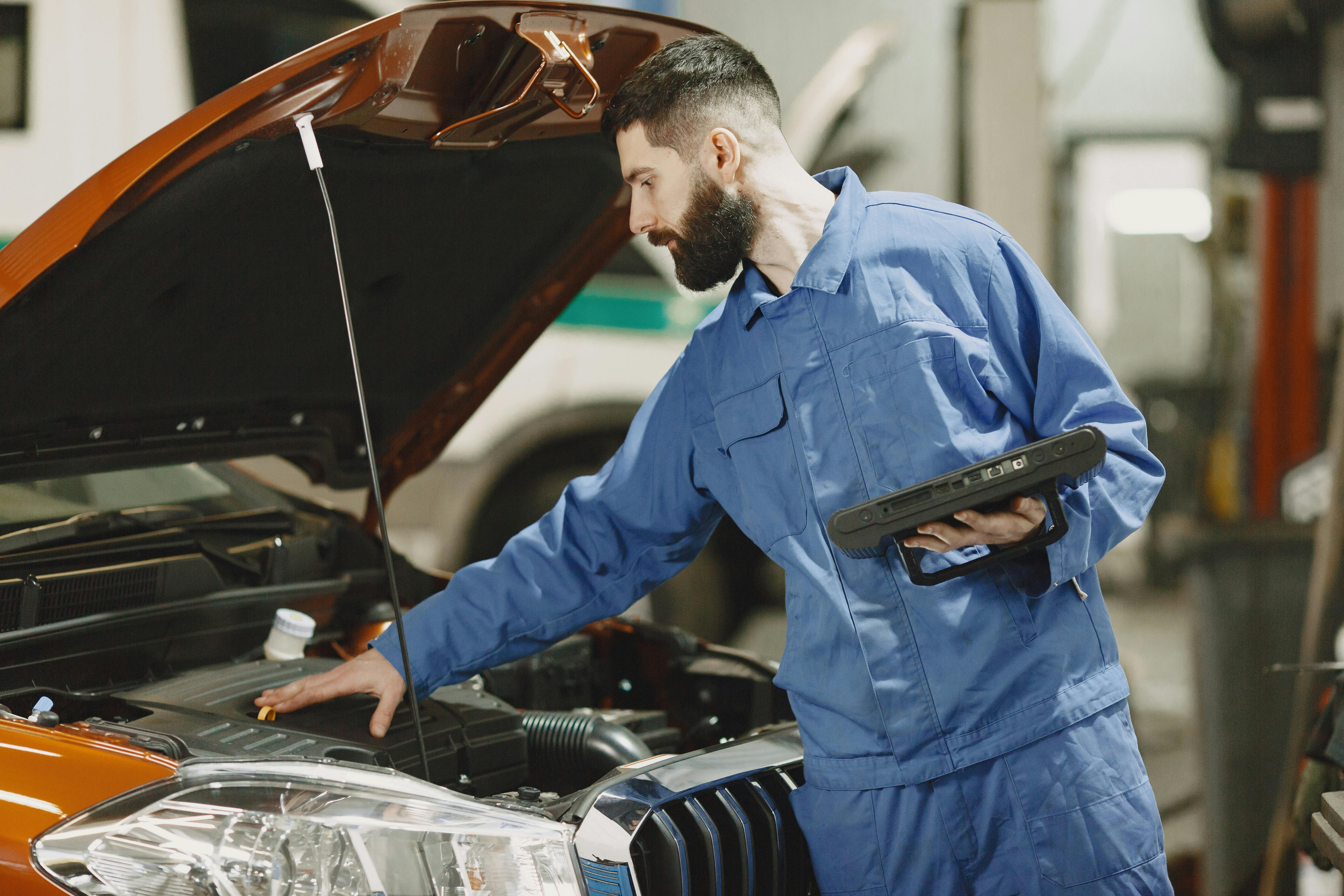Autorepair  is an important service for any driver who wishes to get his vehicle back on track. If an unexpected   car problem   arises, rapid and accurate   ma
