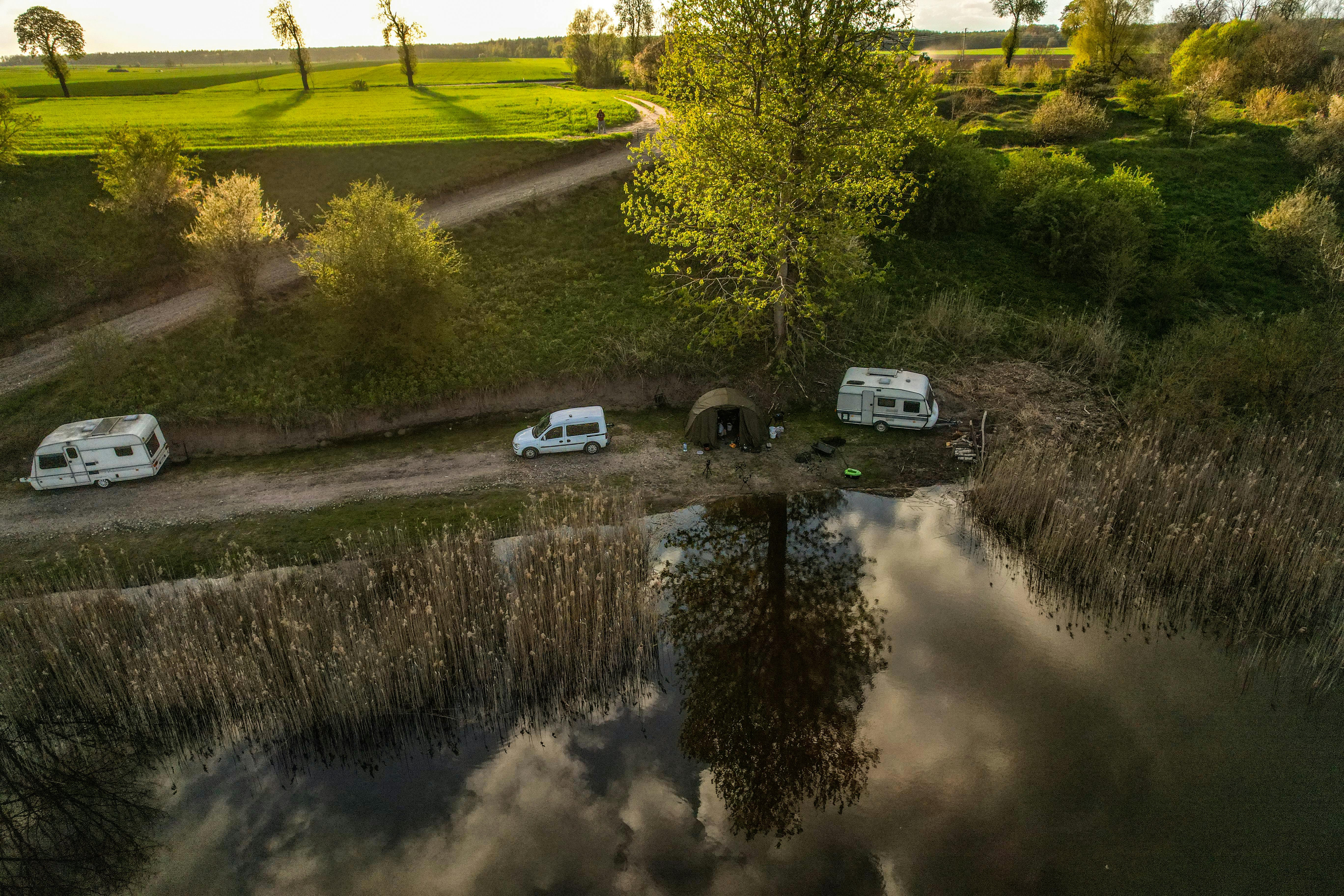 A comfortable and flexible accommodation in nature     Karavanipark  offers safe and well-planned caravan sites and a spacious camping area just off the beach o