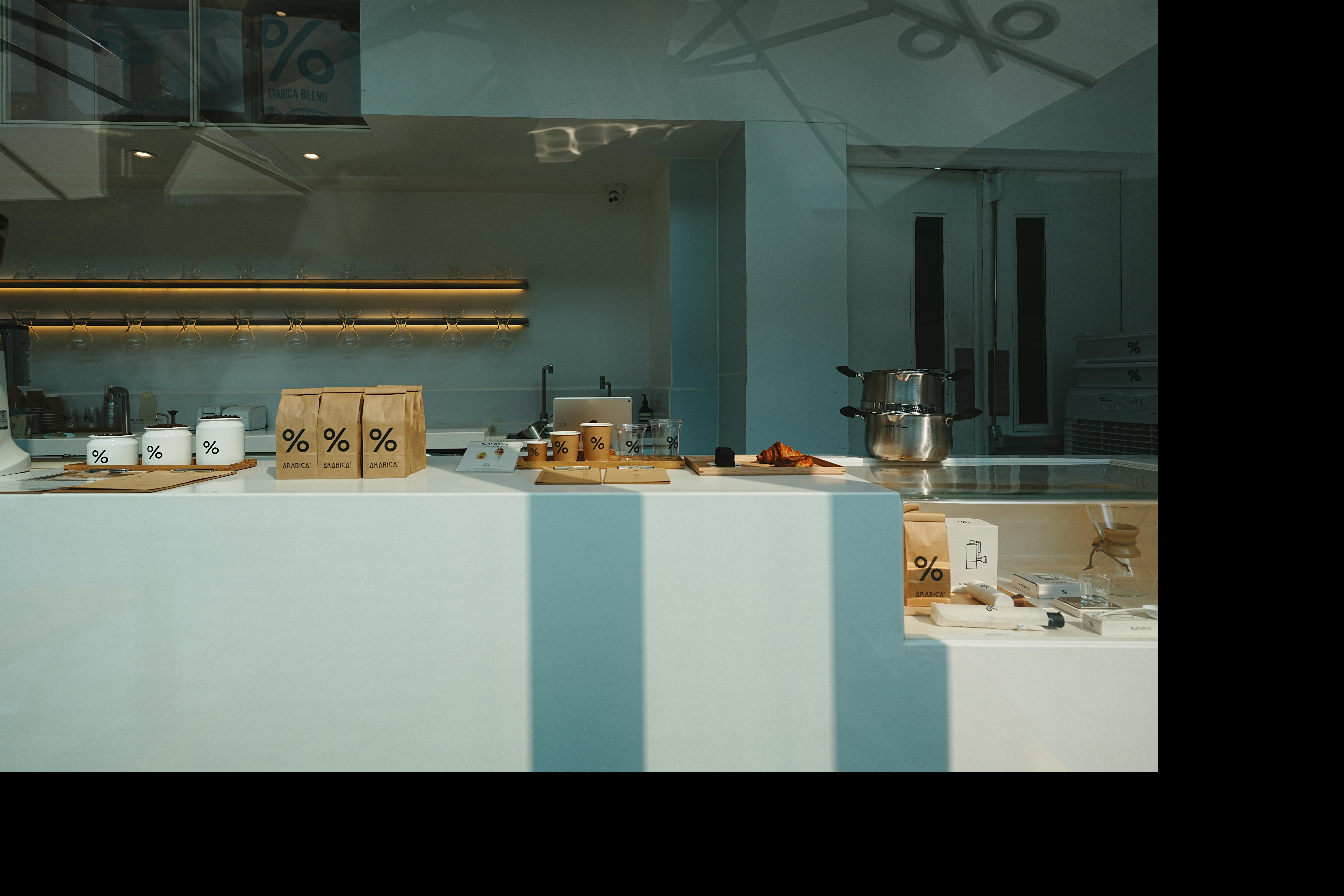 Trade interiors create a presentation that works both aesthetically ...