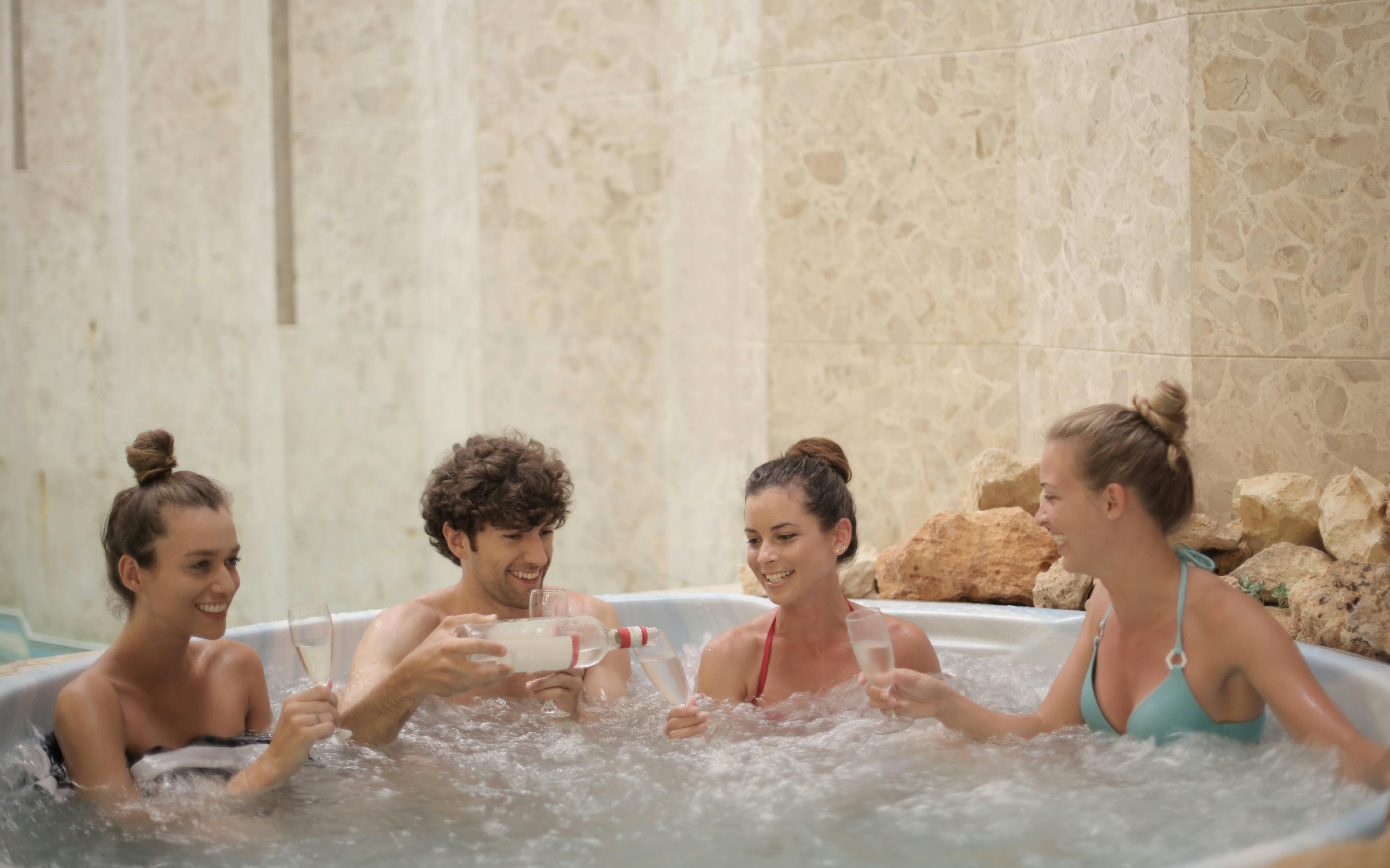 Compact Spa  combines space-saving design, comfortable use experience and modern technology, offering a real relaxation area for the home yard even when the spa