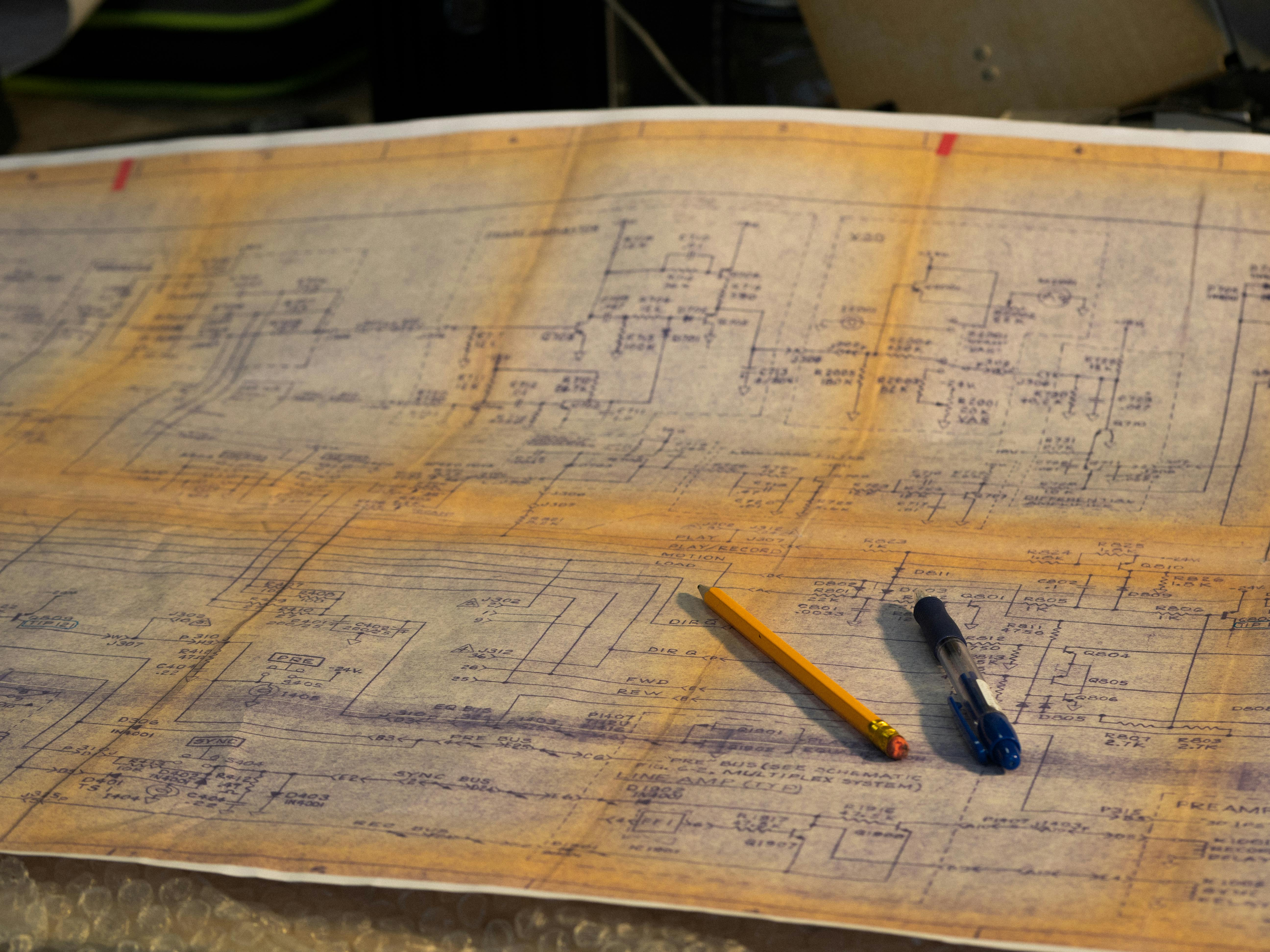 Coordinated design from start-up to end-of-life    The integrated approach of structures and MEP-design  ensures that bearing structures and heating-ventilation