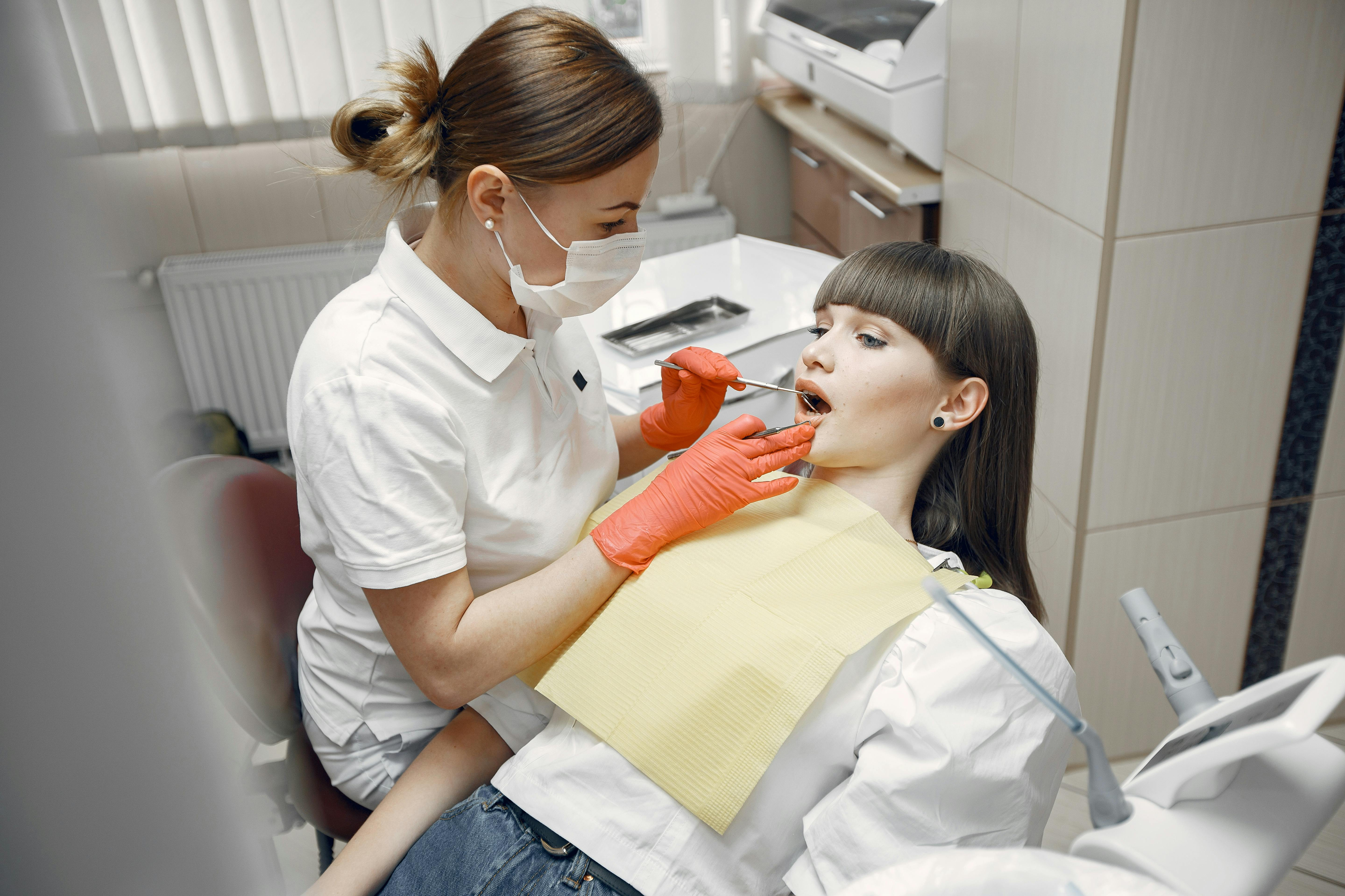 Dental care that supports a healthy smile every day    Dental care  does not only address existing concerns, but primarily prevent them. Regular  tooth control 