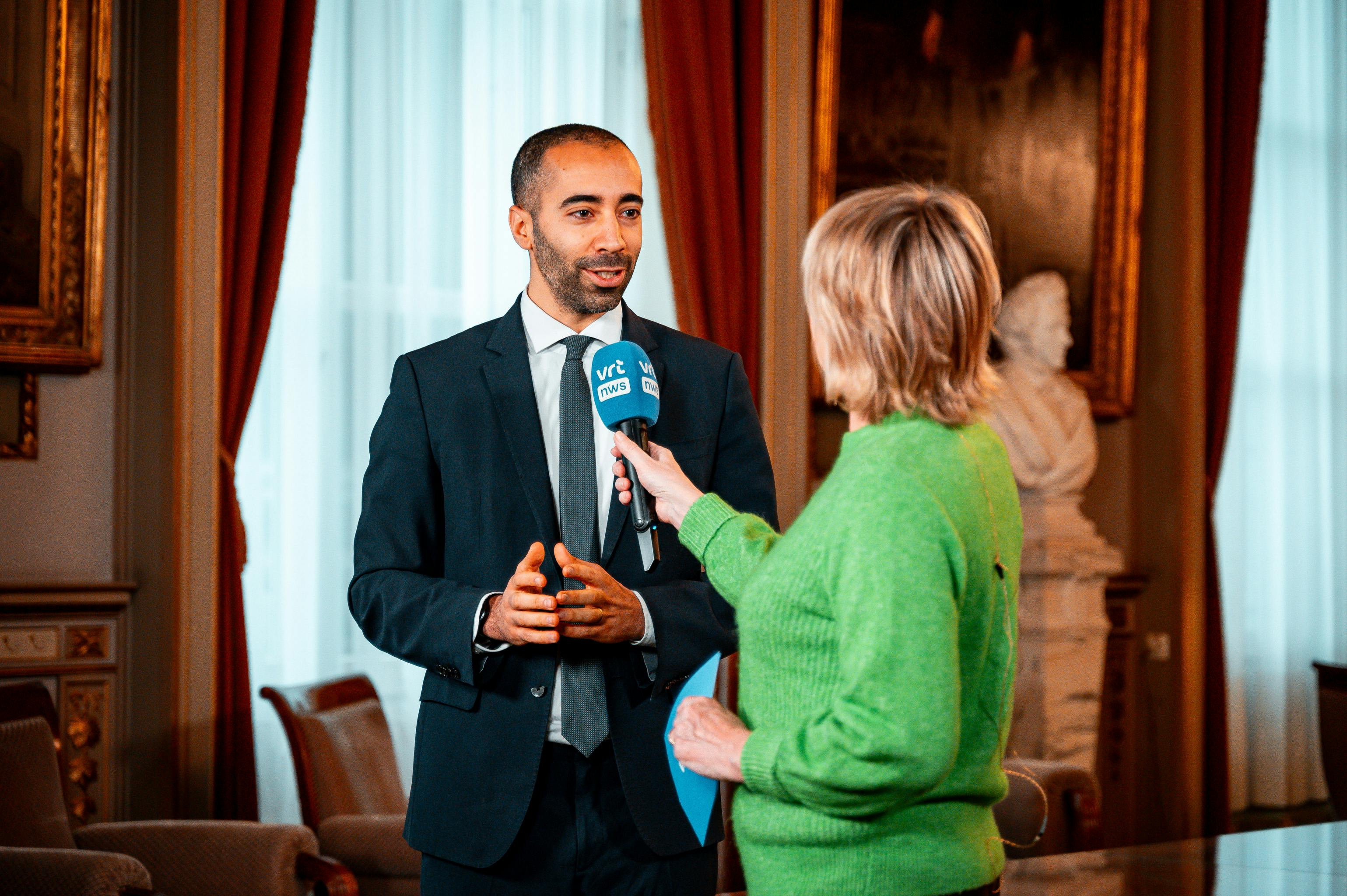 Direct attention to the right people    Press release  and well-targeted  PR channel  can open doors that would otherwise remain closed: partnerships, procureme