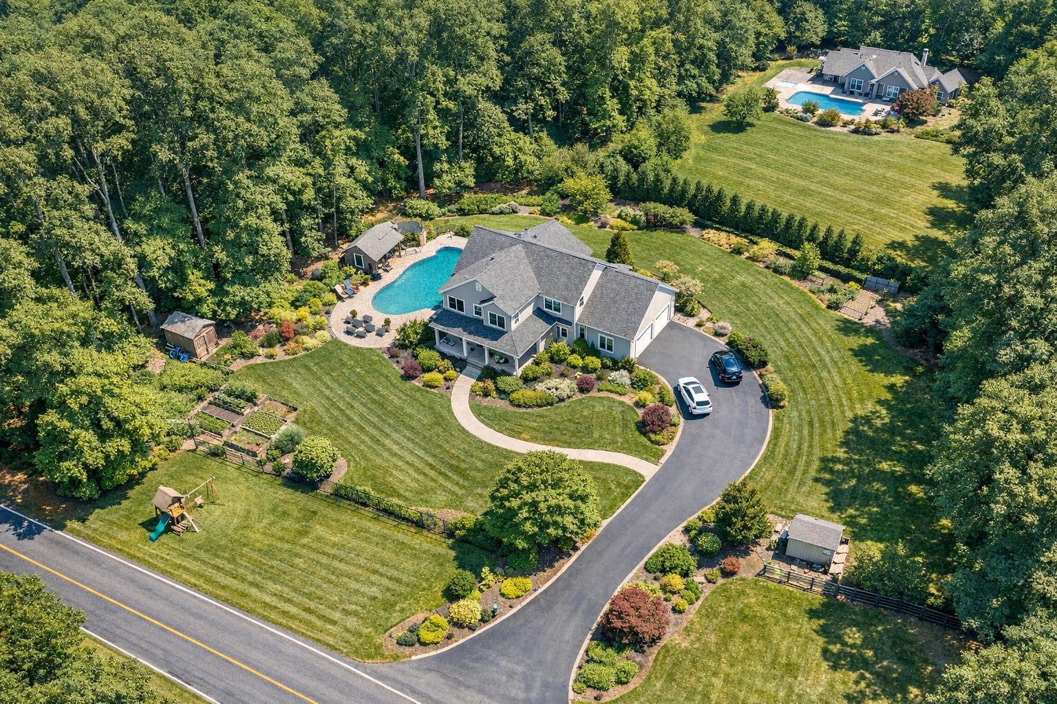 Modern real estate sales and presentations begin with an outstanding visual.  The pictures of the real estate taken from the air give a quick overview of the lo