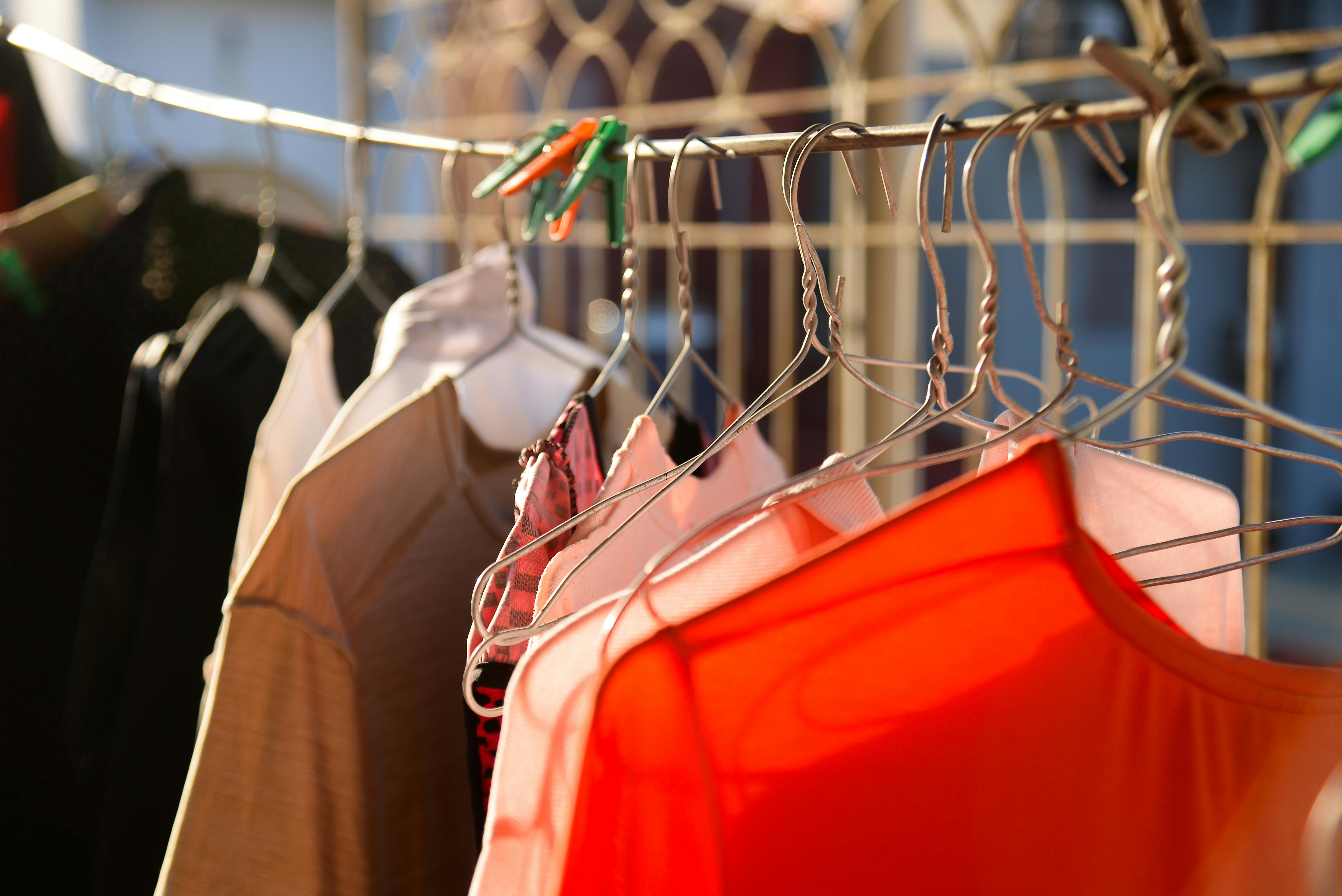The oven offers a professional and delicate solution for drying clothes and equipment, where a fast and safe result is important. Due to accurate temperature an