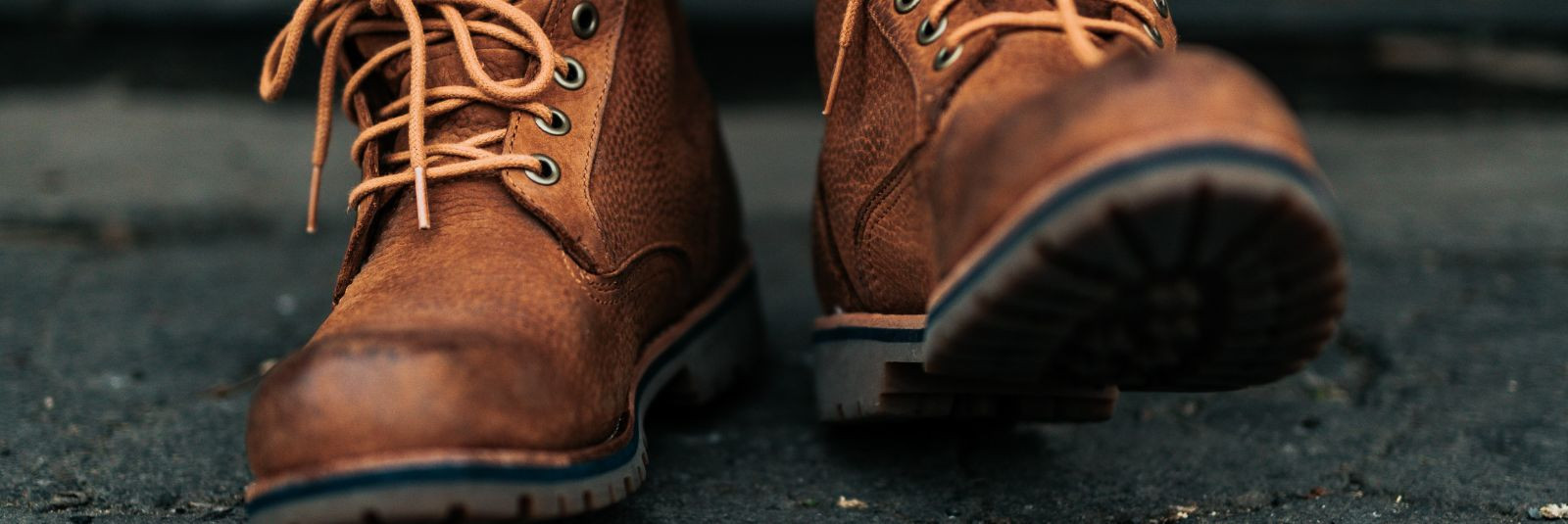 Kui otsite ideaalseid jalanõusid, mis ühendavad kvaliteedi, stiili ja mugavuse, siis olete jõudnud õigesse kohta. Kingamarket on 1Kingamarket OÜ kaubamärk, mill
