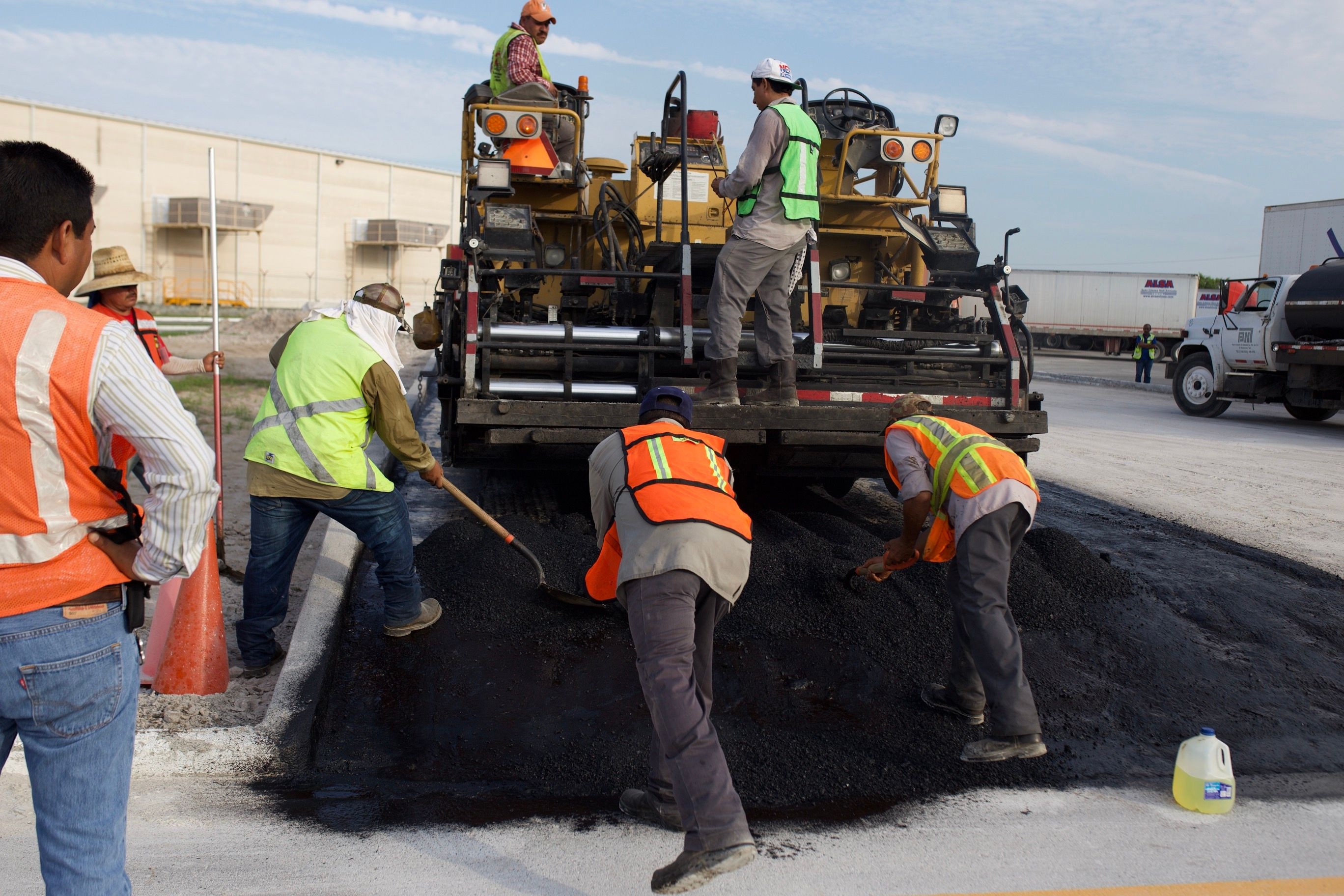 Our work focuses on solutions that help to implement the necessary actions in the field of roads and technology smoothly. We aim to provide support at both the 