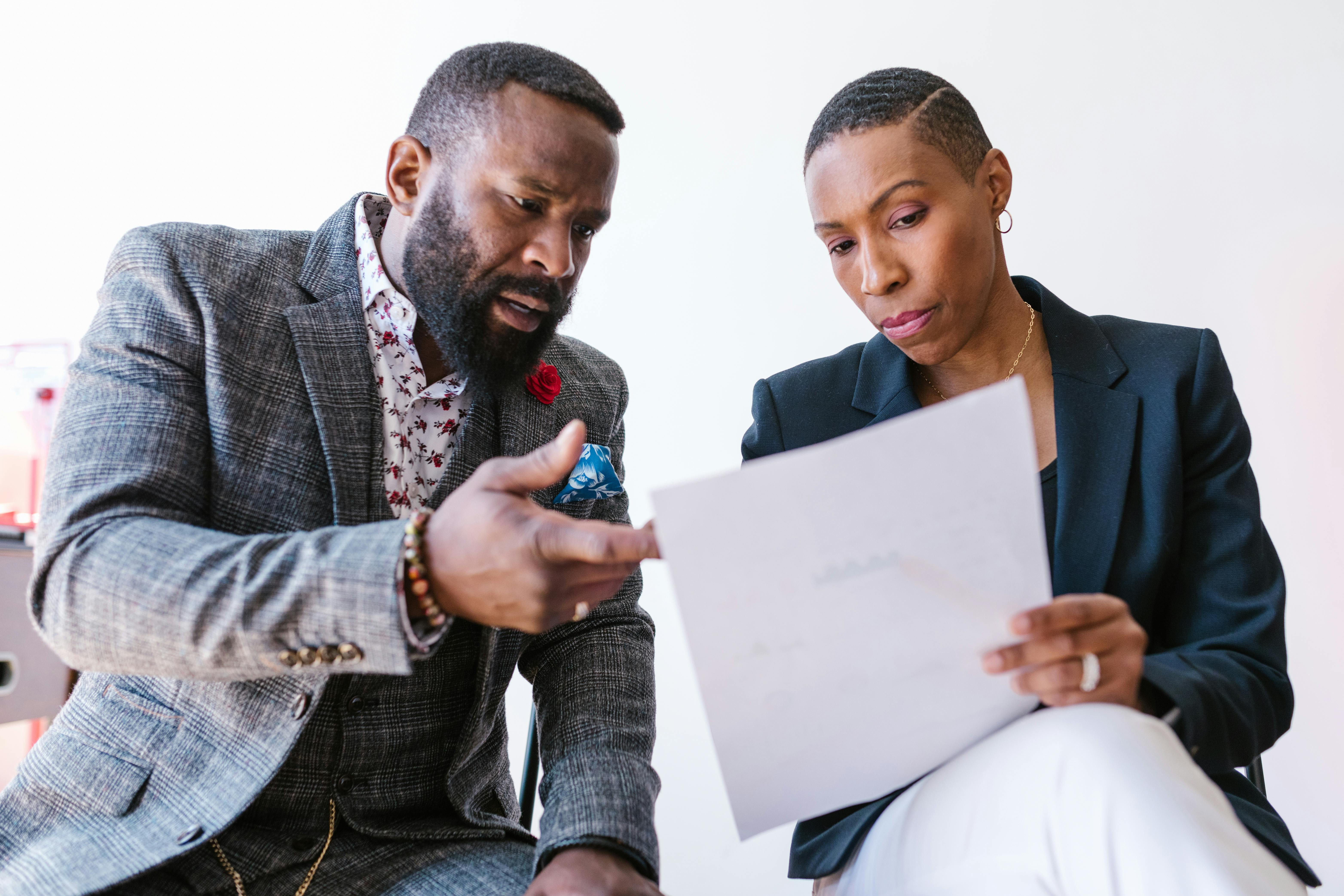 Our goal is to support people who want to start or develop their own business in a clearer, firmer and more informed way. We believe that entrepreneurship is no
