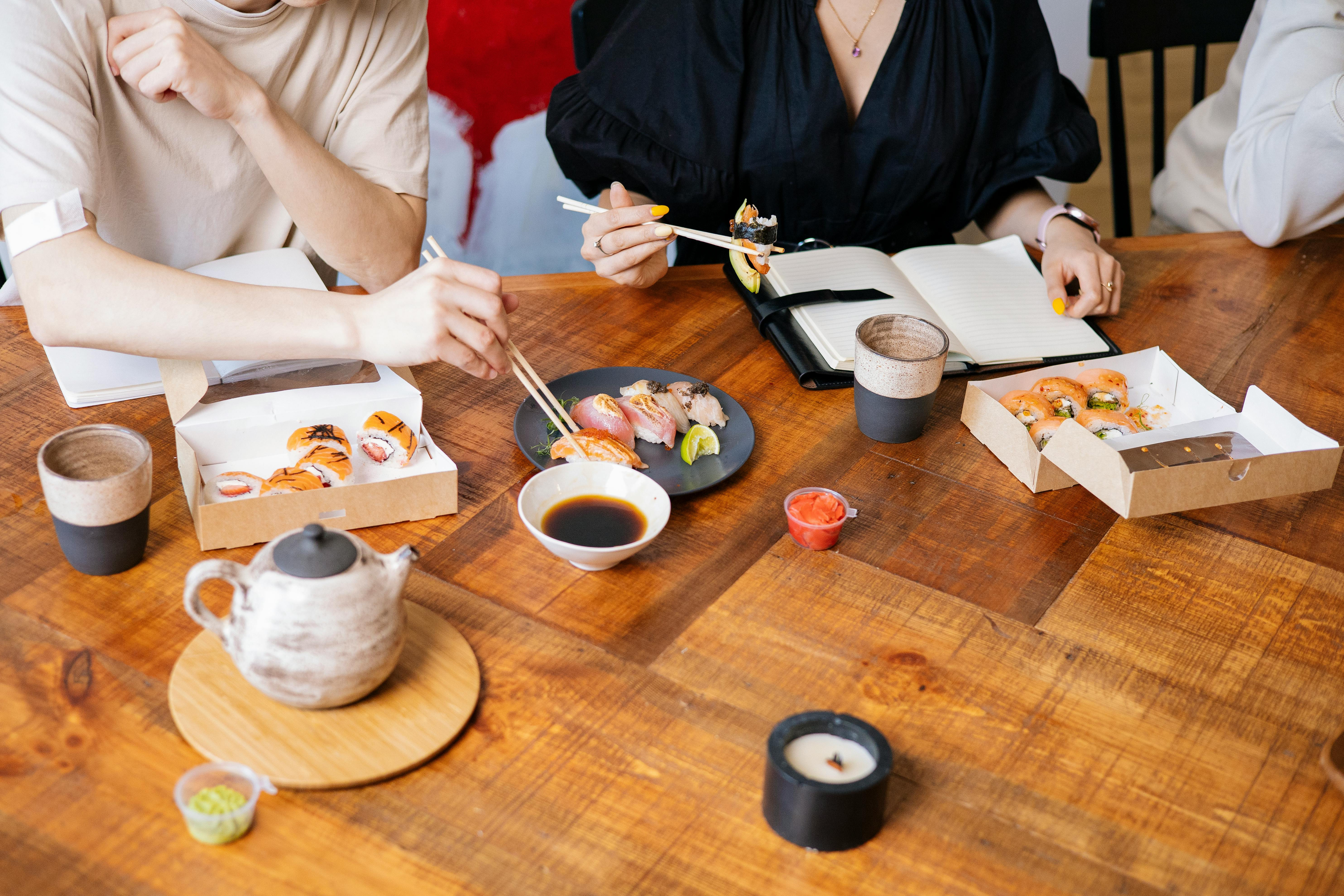 We are a friendly neighborhood sushi place in Tallinn, where the goal is to make fresh and varied sushi accessible on a daily basis – for eating on site, for pi