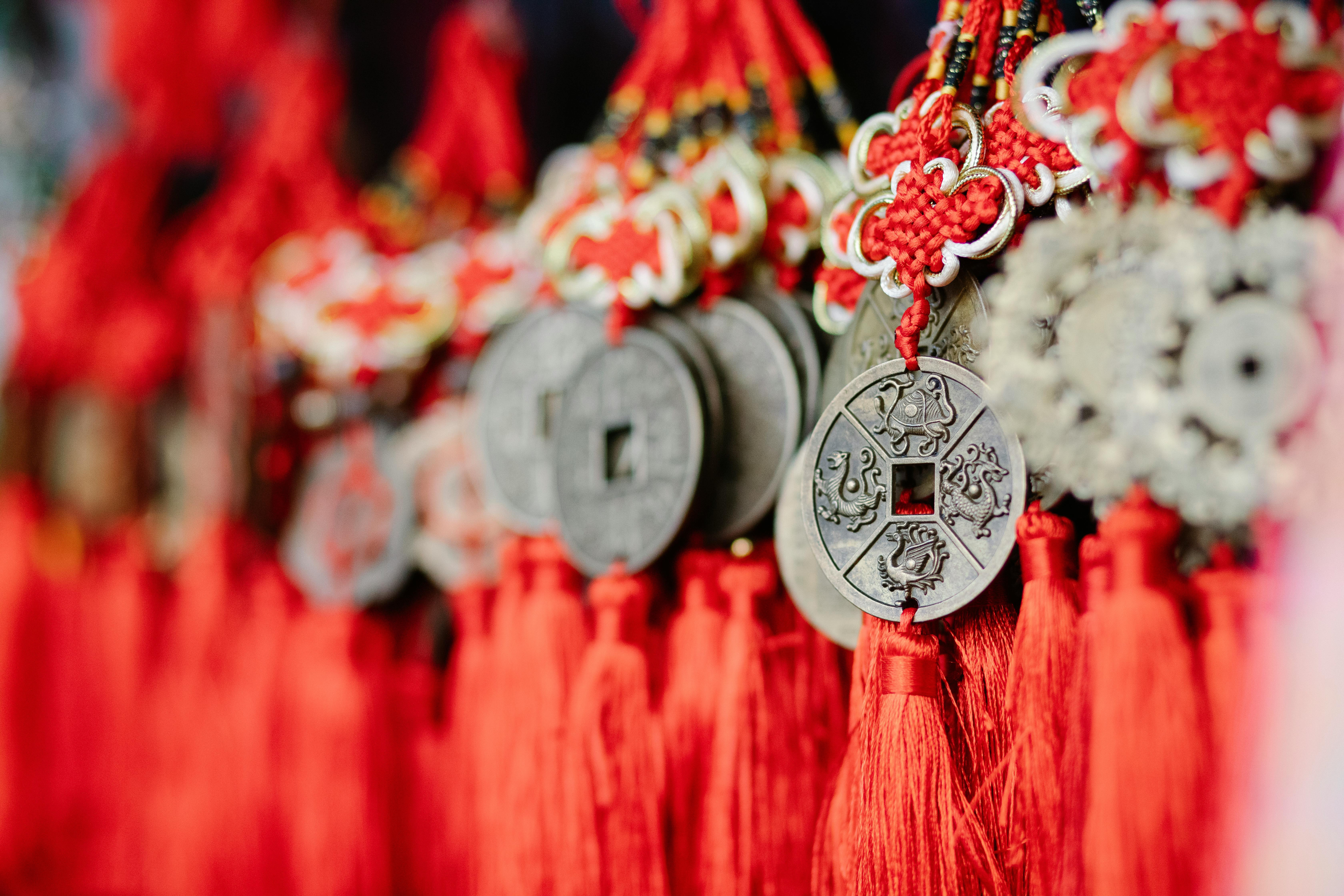 Feng Shui Centre combines knowledge, inspiration and practical solutions in a single comprehensive environment where feng shui becomes a natural part of everyda