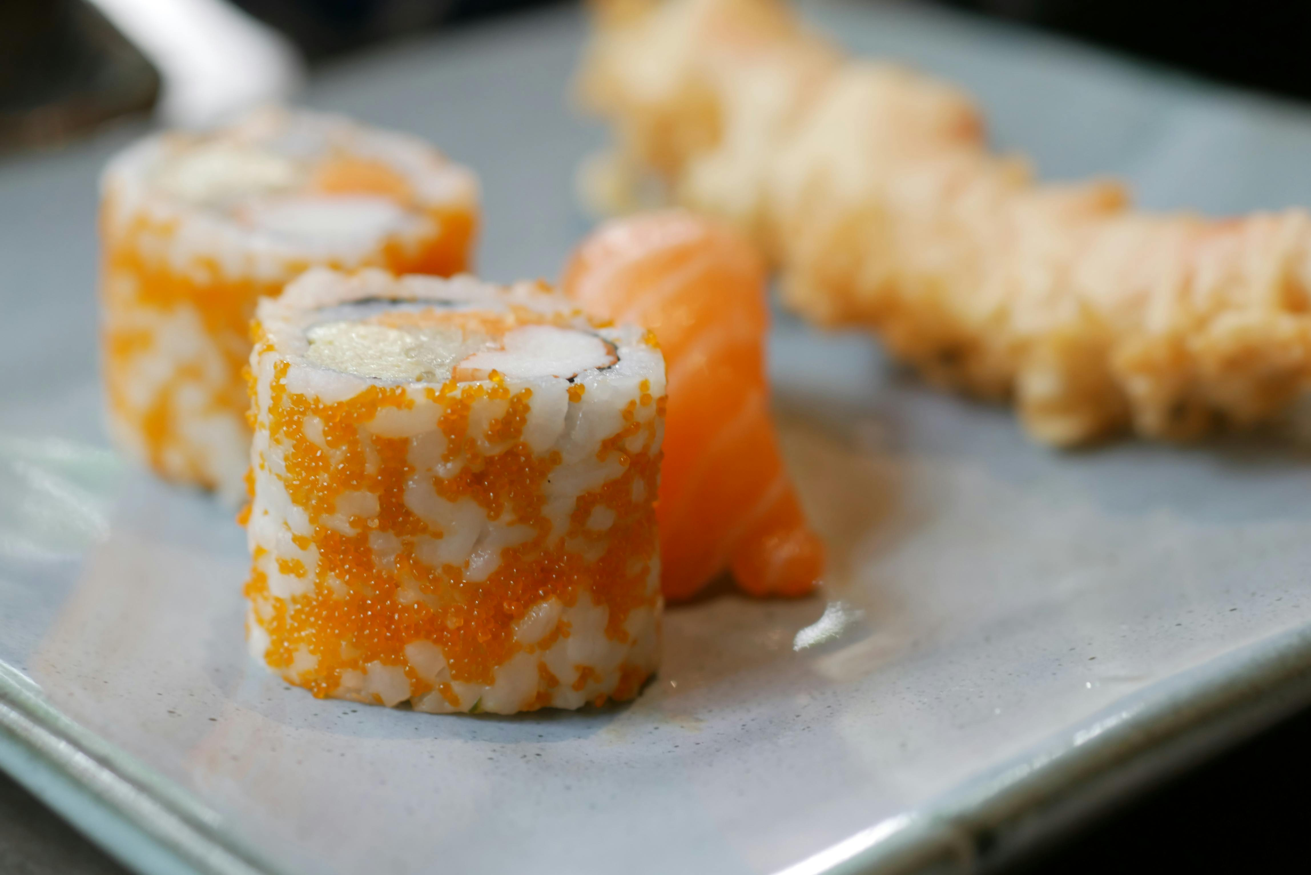 Discover the tasty world: maki, futo rolls and tempura    Fresh sushi  brings on the table carefully prepared maki and futo rolls and crisp tampura amps that ar