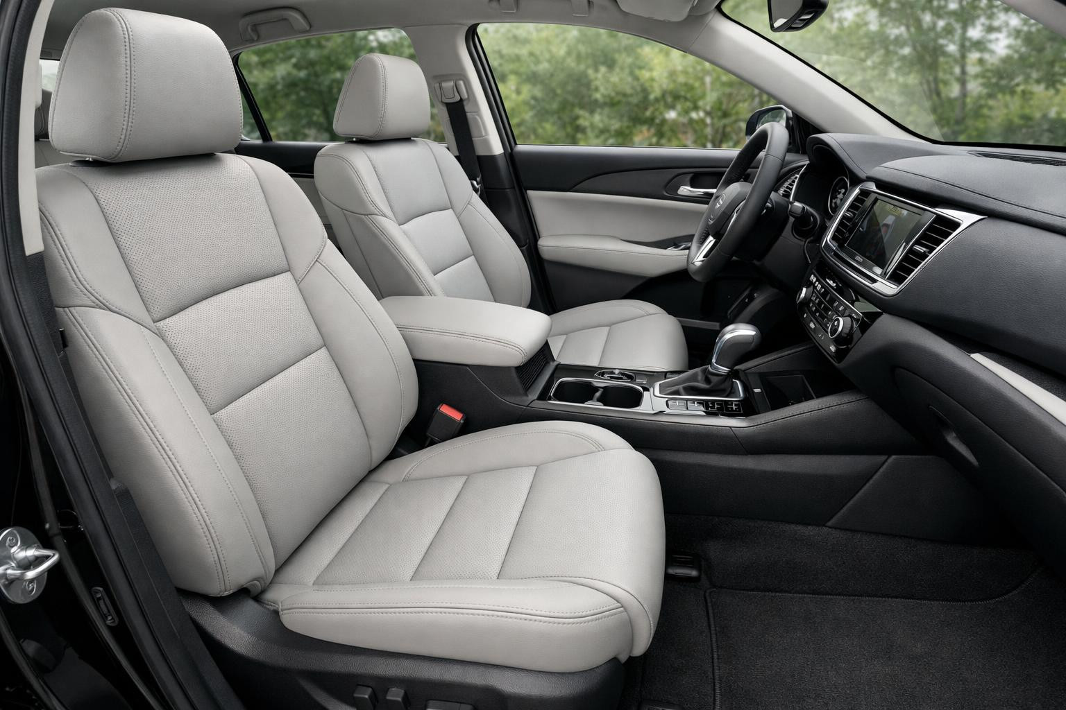 Internal care  offers a deep and effective solution for restoring the car cabin: internal cleaning, professional chemical cleaning and customised skin care, plu