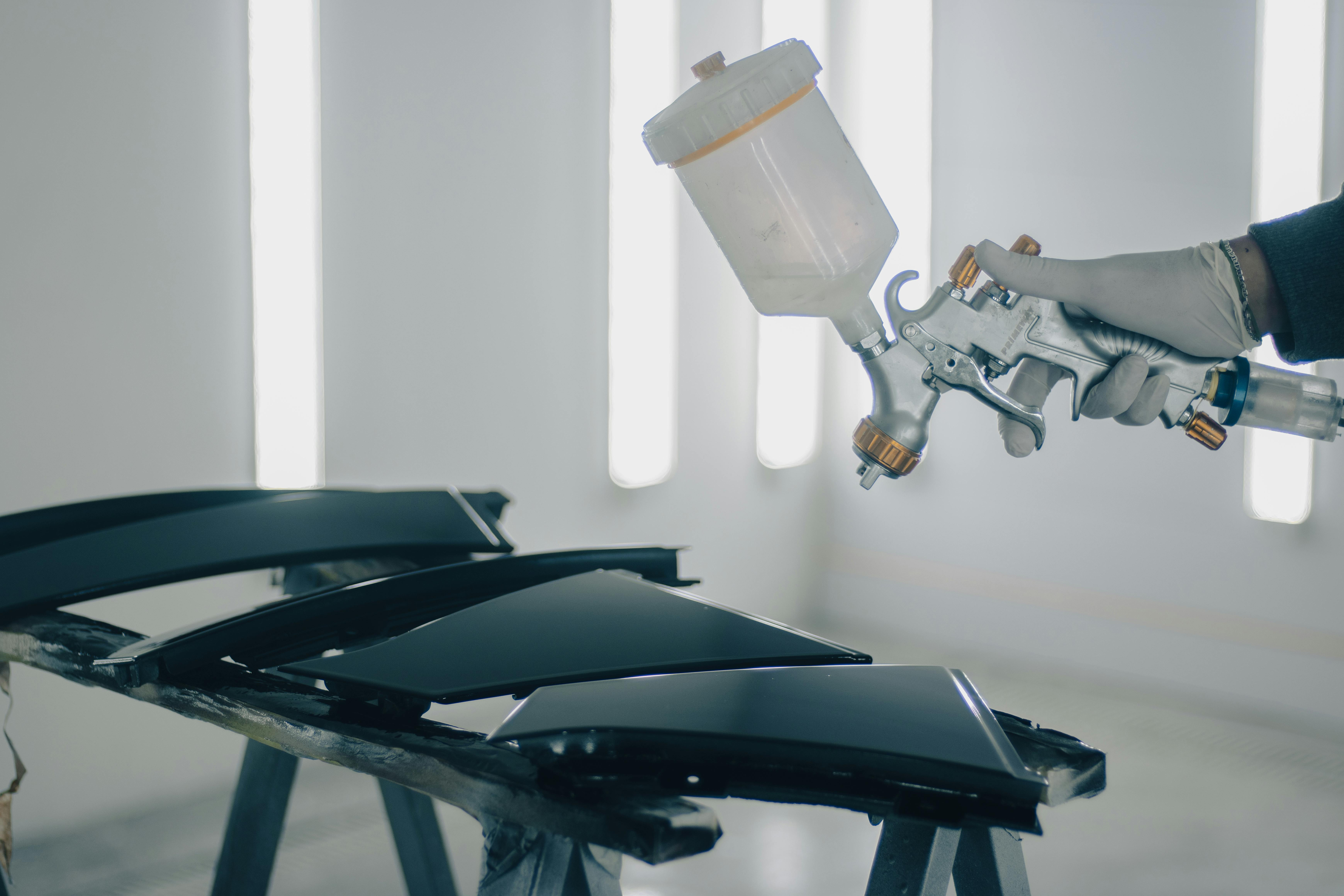 Keretööd  on oluline osa auto korrashoiust, kui eesmärk on taastada sõiduki välimus, väärtus ja ohutu igapäevane kasutus. Mõlk, kriimustus, plekk või suurem kah