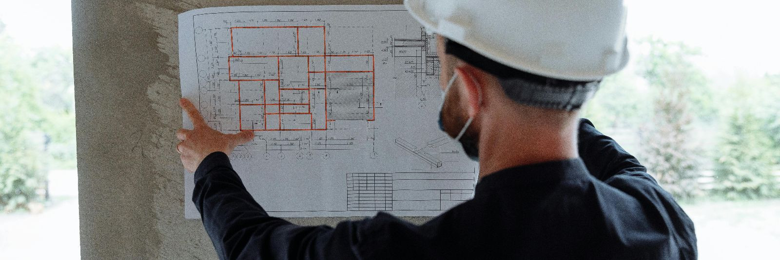 Ehitusvaldkonna konsultatsioon aitab teha läbimõeldud otsuseid olukordades, kus teadmiste puudus võib hiljem kalliks maksma minna. Olgu tegemist ehituse planeer